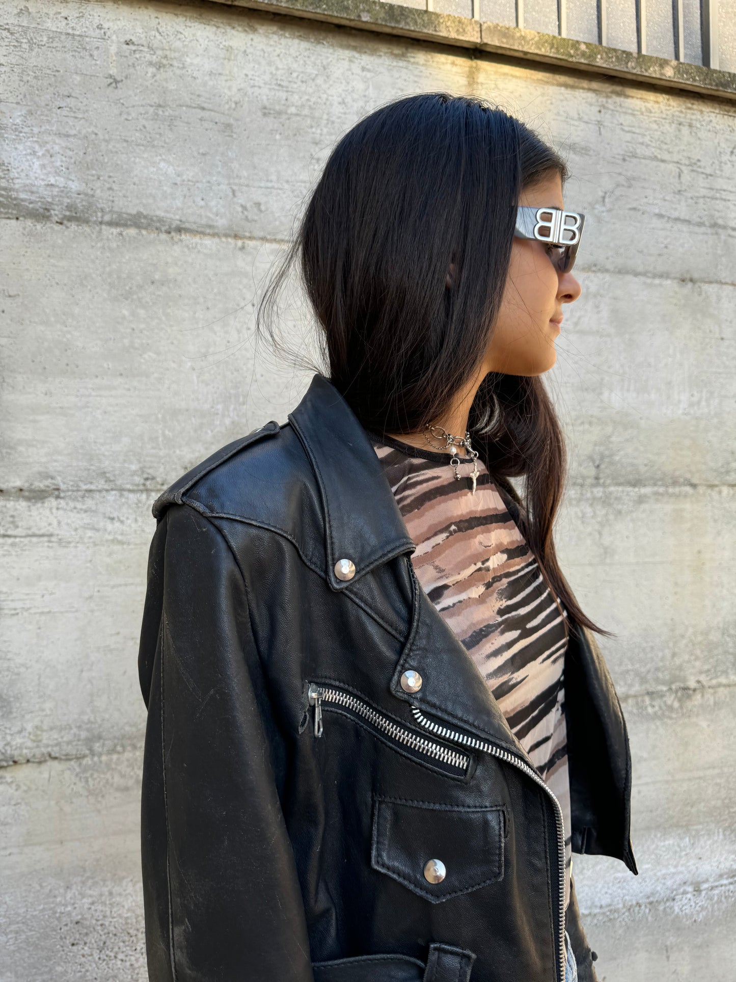 Chiodo crop in vera pelle nappata effetto used