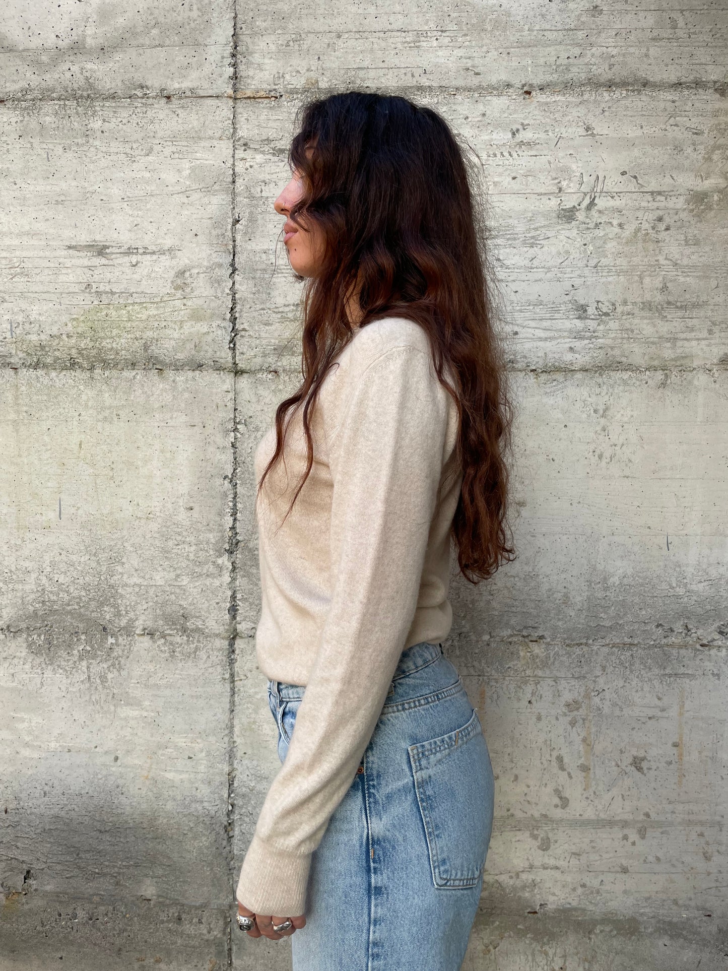 Maglioncino scollo a V sabbia 100% cashmere, taglia M