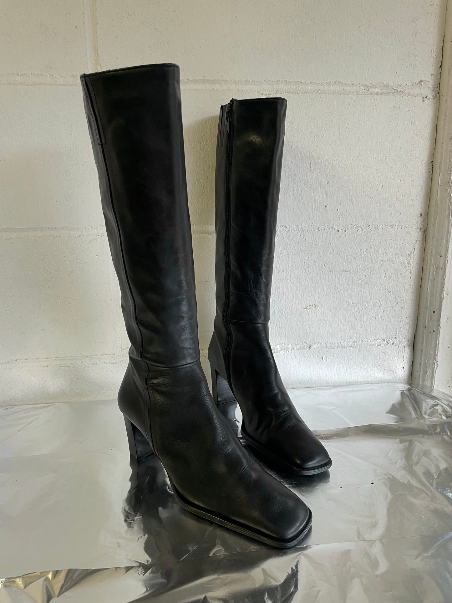 EU 37 - Stivale vintage vera pelle nero, punta quadrata e tacco grosso 7cm