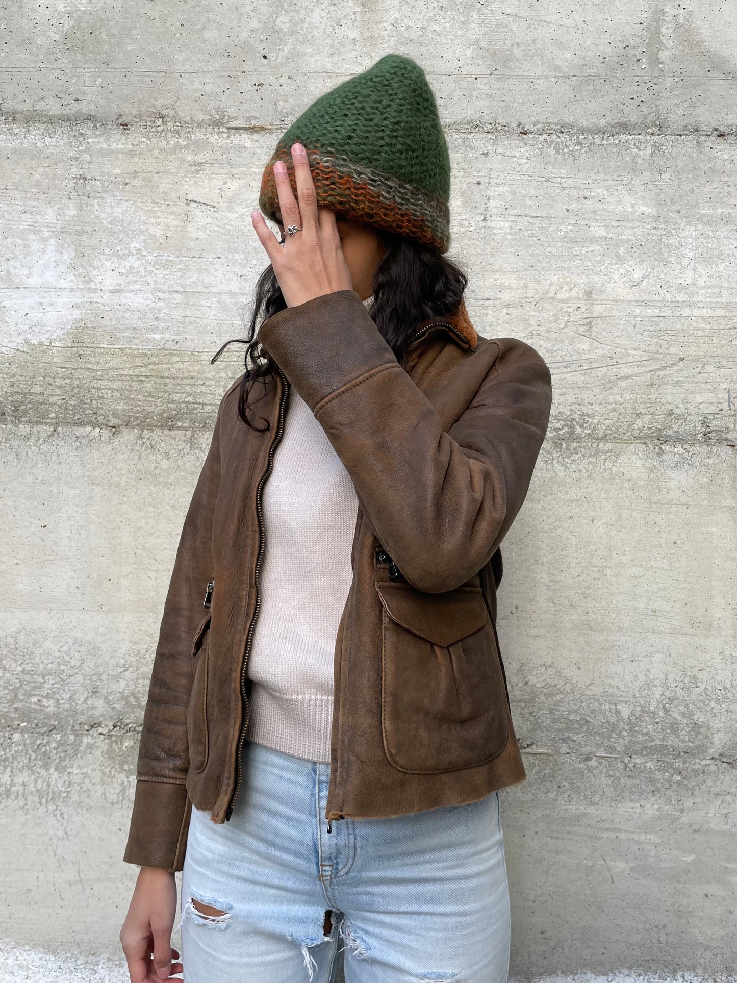 Montone Shearling originale modello slim anni 2000, esterno in nappa distressed e interno a pelo raso