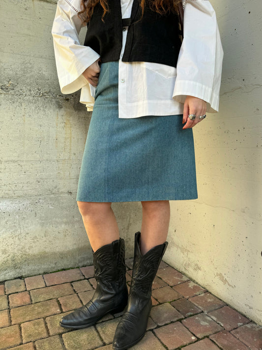 Longuette sartoriale in denim lavaggio medio, taglia 42it