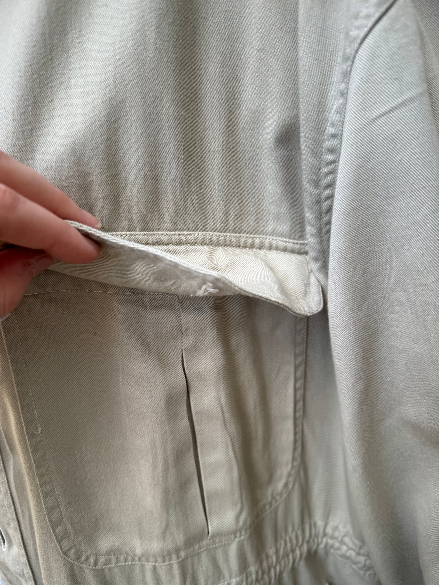 Overshirt cargo in cotone color ghiaccio