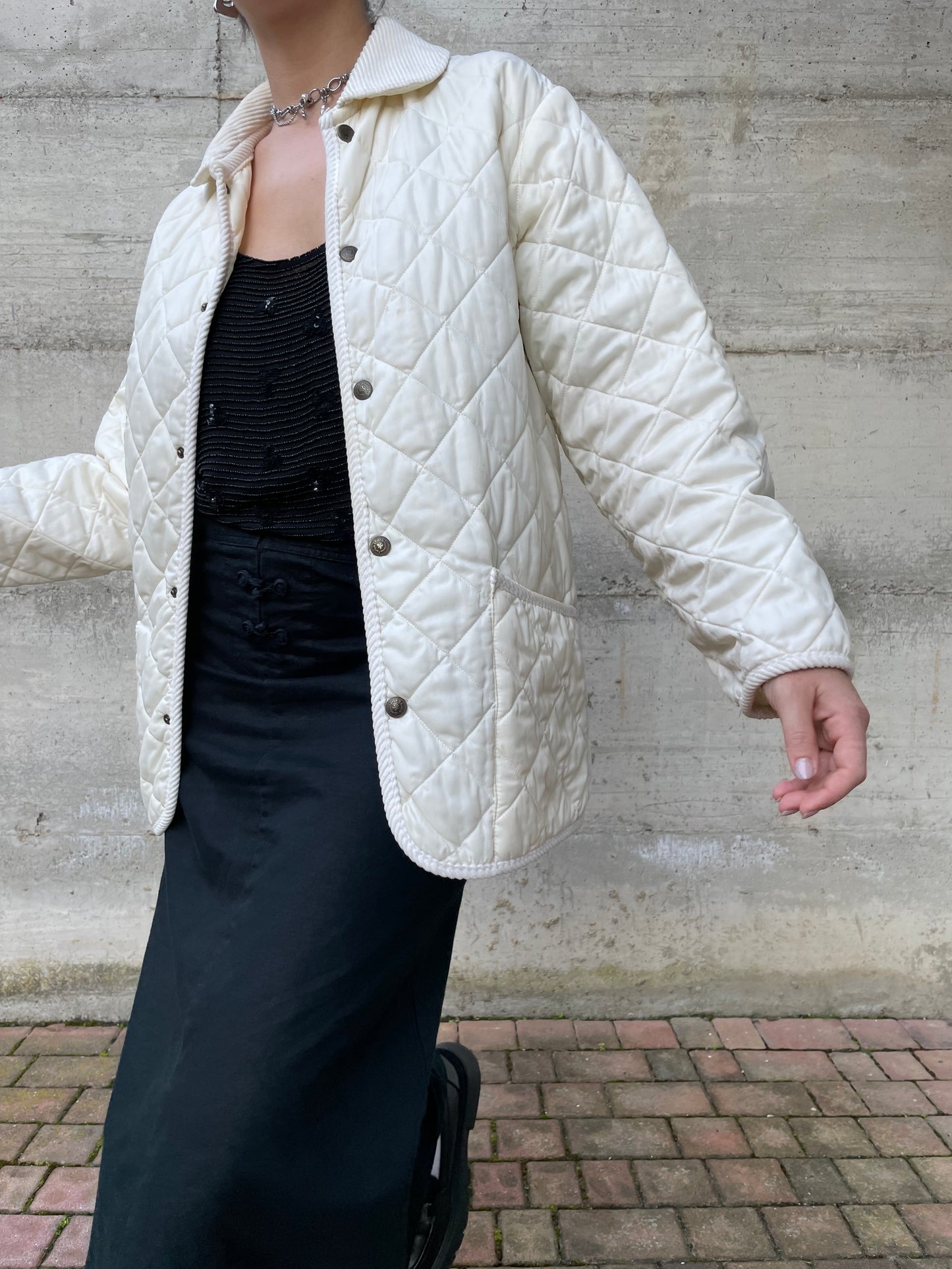 Husky trapuntato bianco con colletto in velluto - M