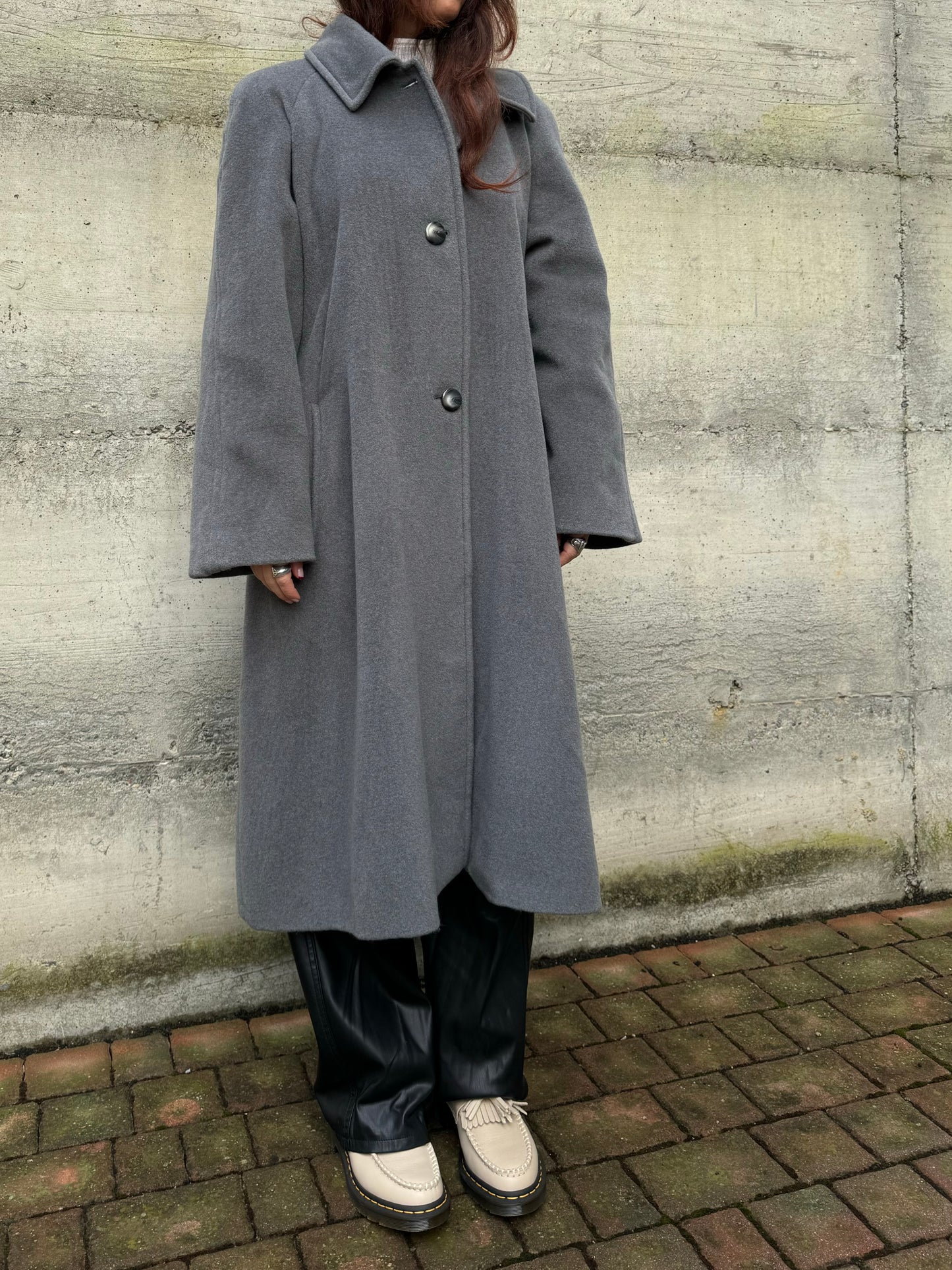 Cappotto sartoriale lungo monopetto grigio fumo, 100% lana