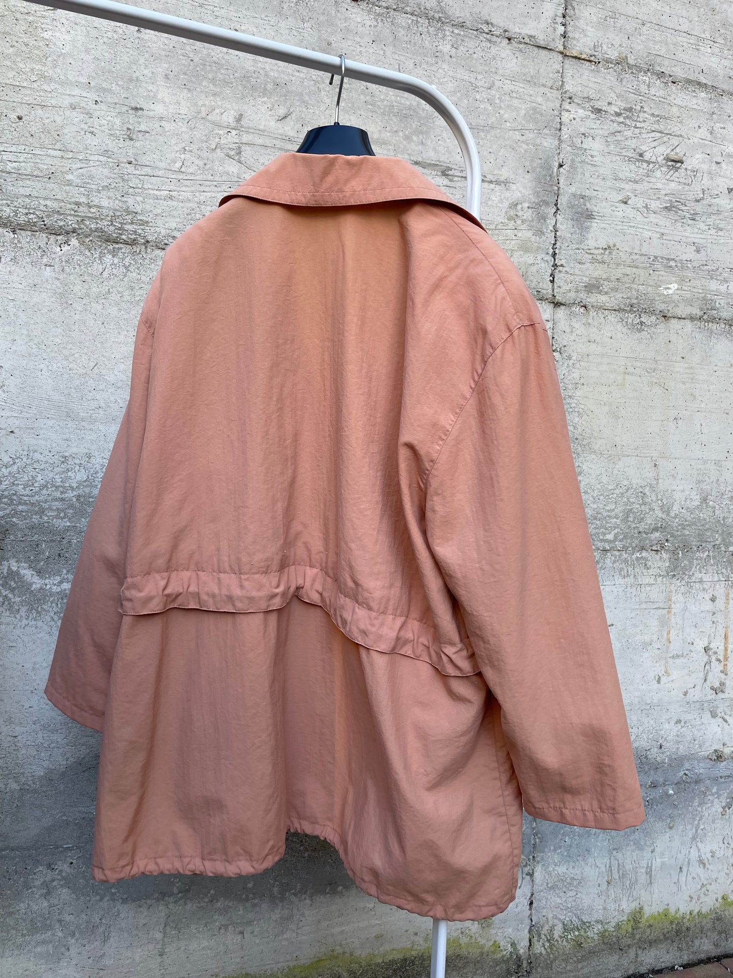 Giacca a vento foderata con coulisse rosa salmone