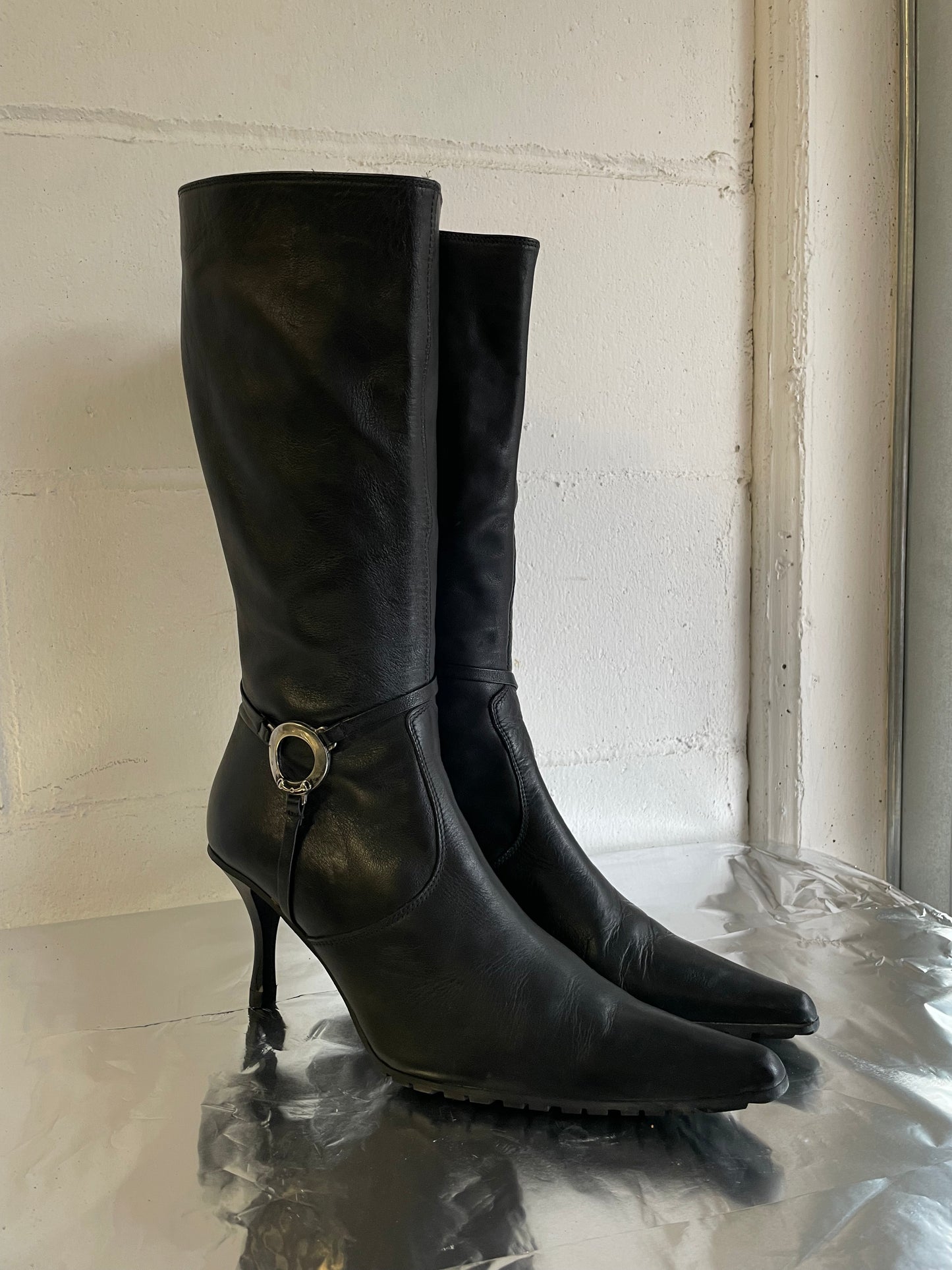 EU 39 - Stivale vintage vera pelle nero a punta, tacco 8cm