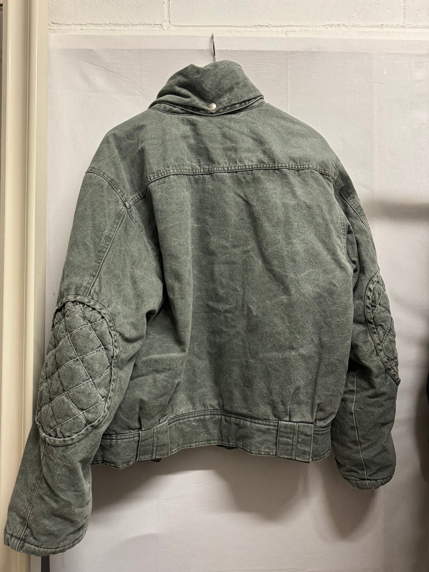 Bomber unisex trapuntato anni 80, in denim grigio con fodera rossa