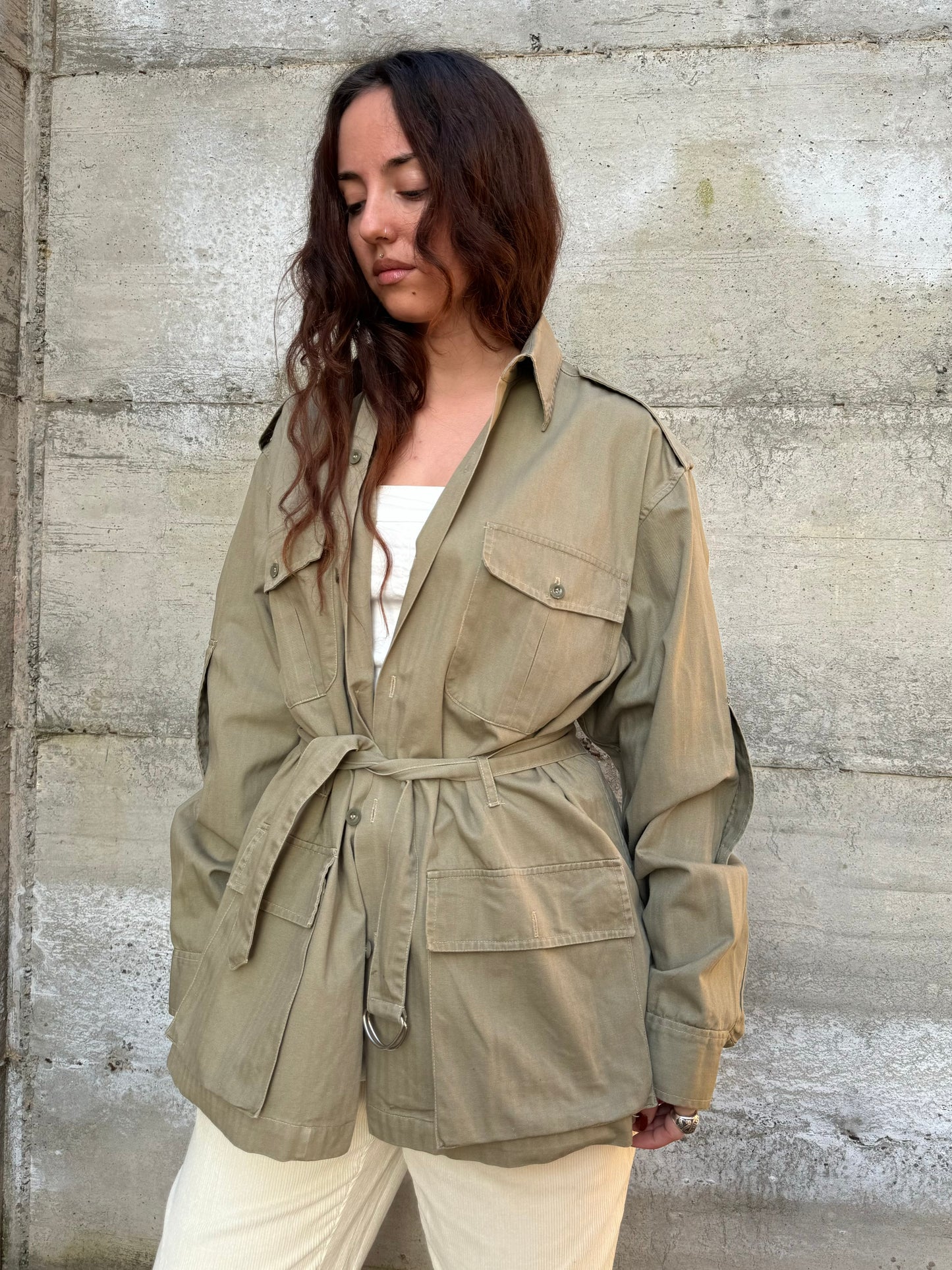 Overshirt cargo cachi in cotone, con cintura