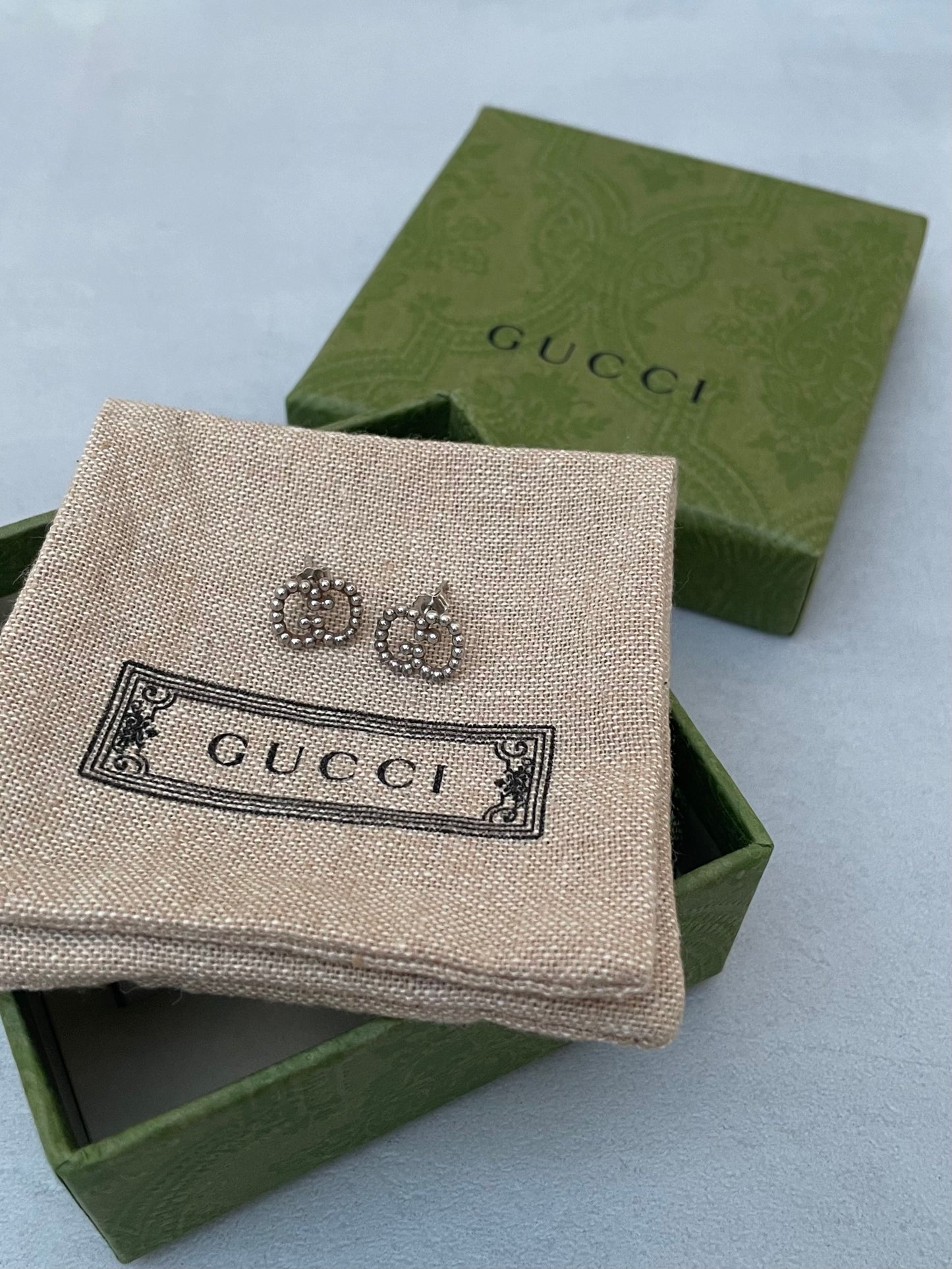 Orecchini a lobo Gucci Boule doppia G - argento 925