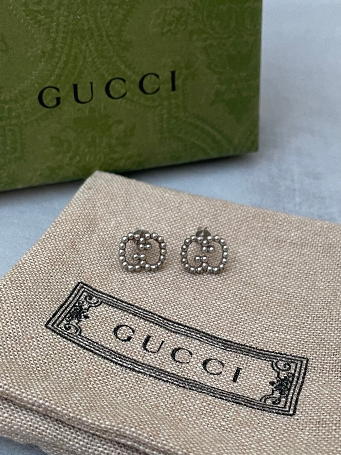 Orecchini a lobo Gucci Boule doppia G - argento 925