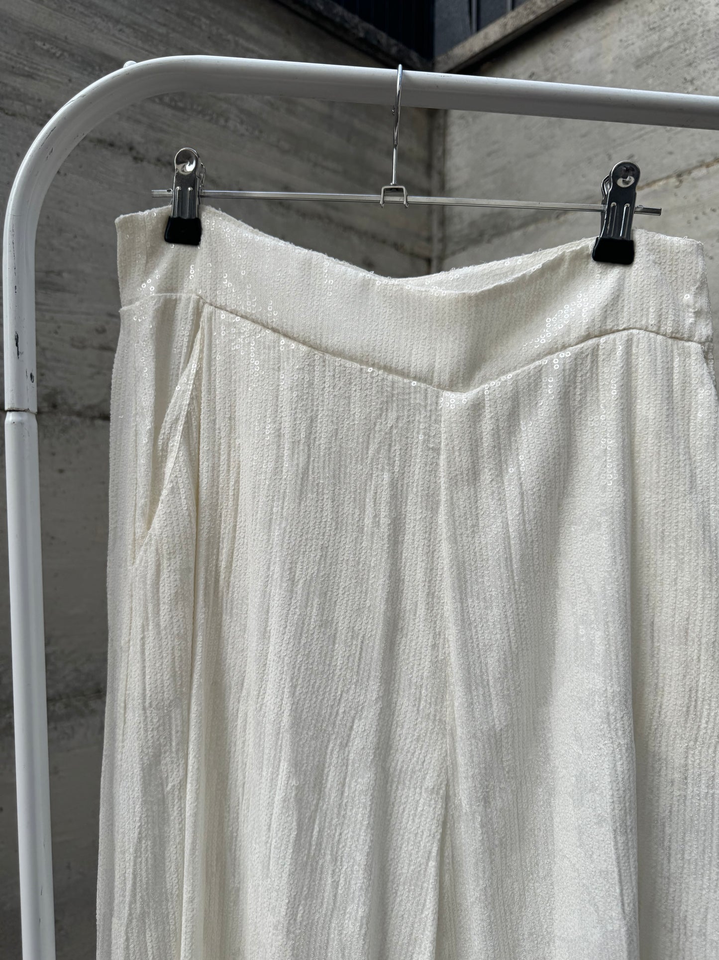 Pantapalazzo bianco lavorato con paillettes in misto viscosa, taglia M