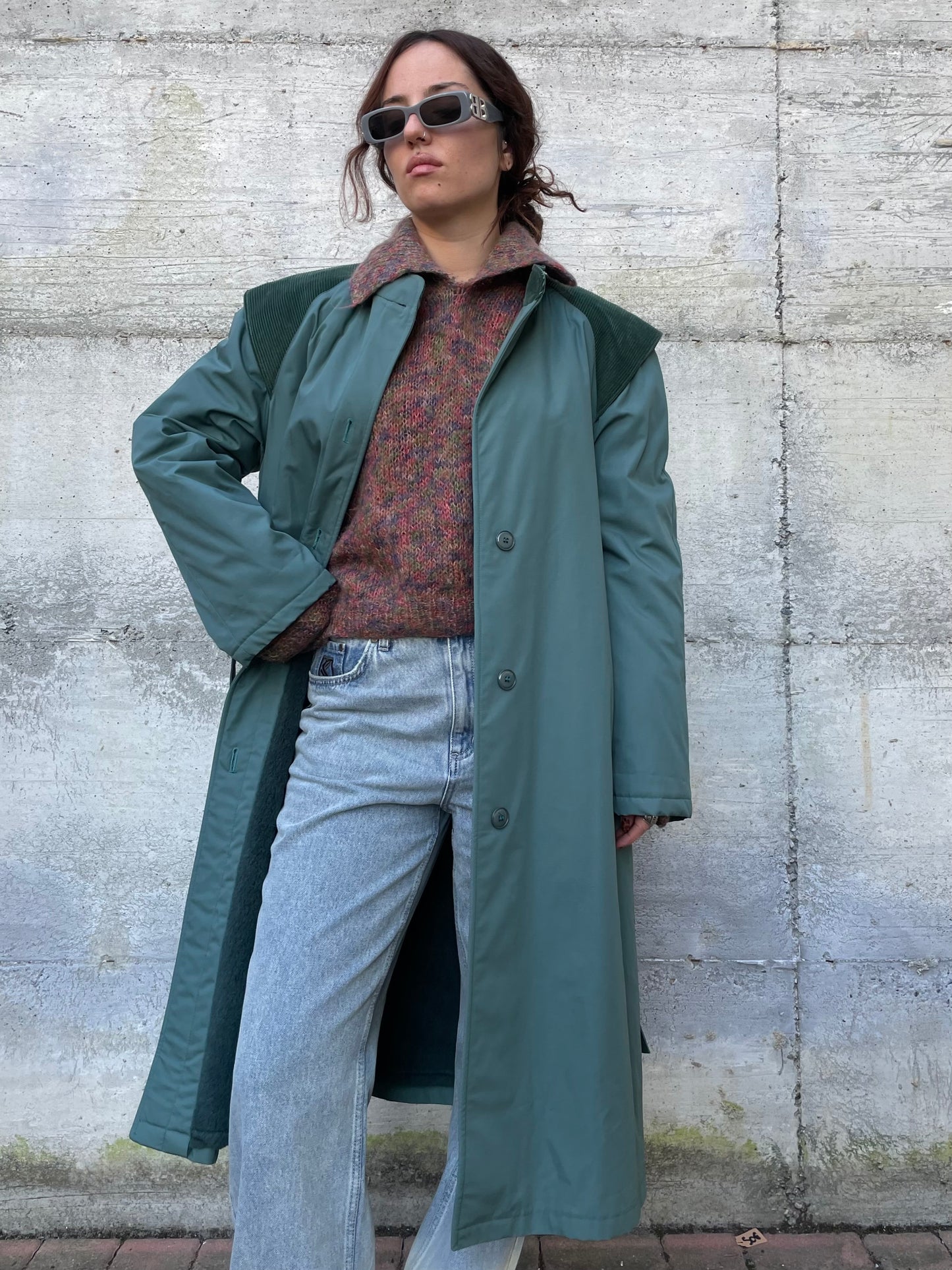 Trenchcoat invernale imbottito con cintura