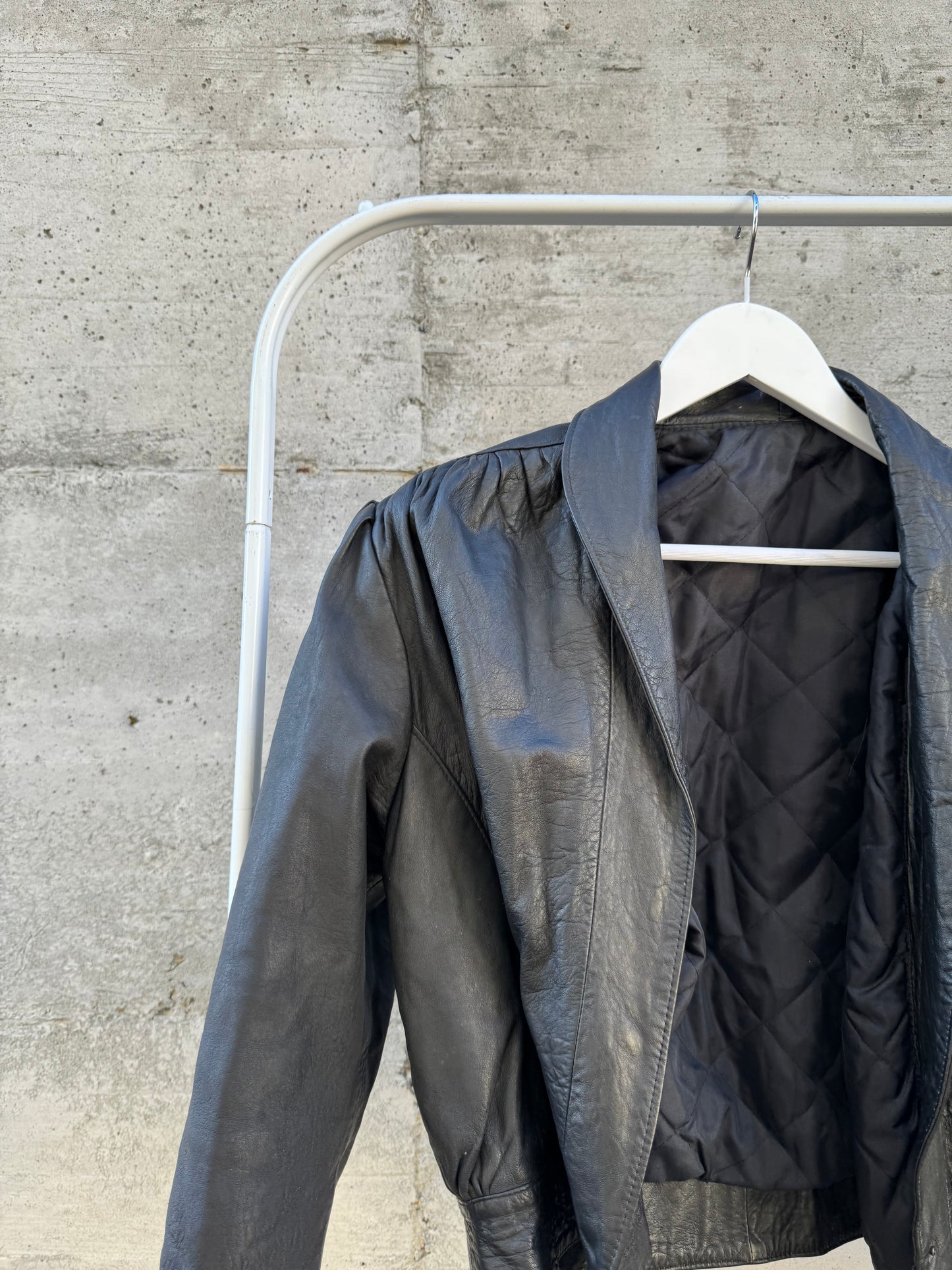 Bomber 80s crop in vera pelle nappata