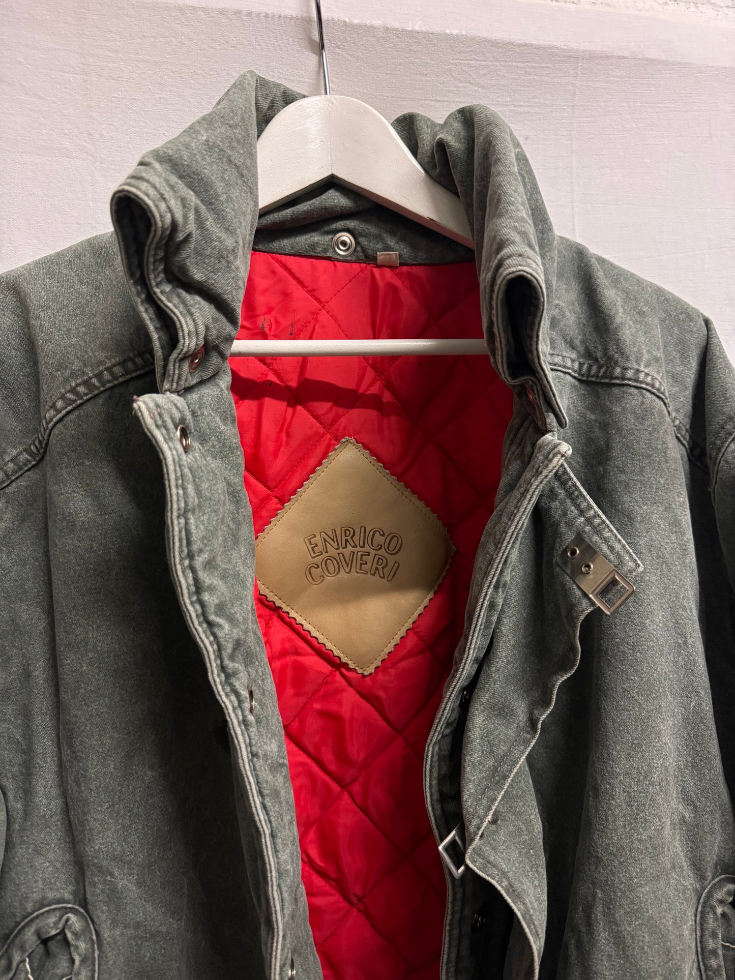 Bomber unisex trapuntato anni 80, in denim grigio con fodera rossa