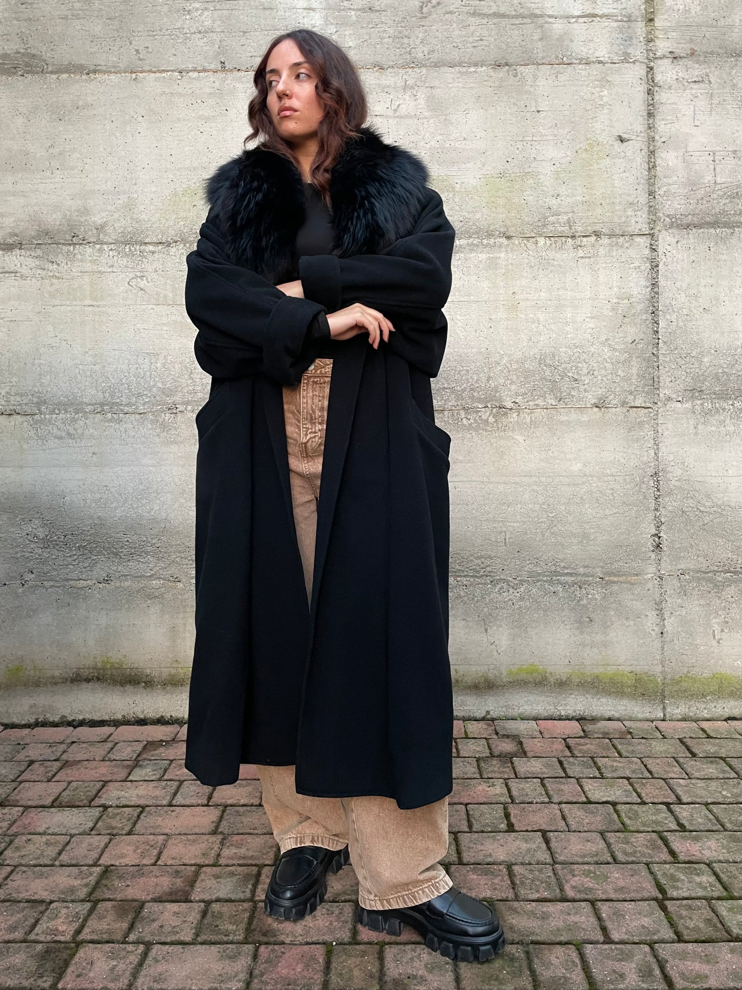 Maxi cappotto accappatoio sartoriale, 100% lana, collo in vera pelliccia - taglia unica