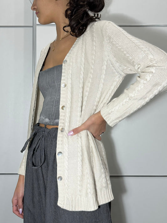 Cardigan intrecciato color perla in misto cashmere e seta