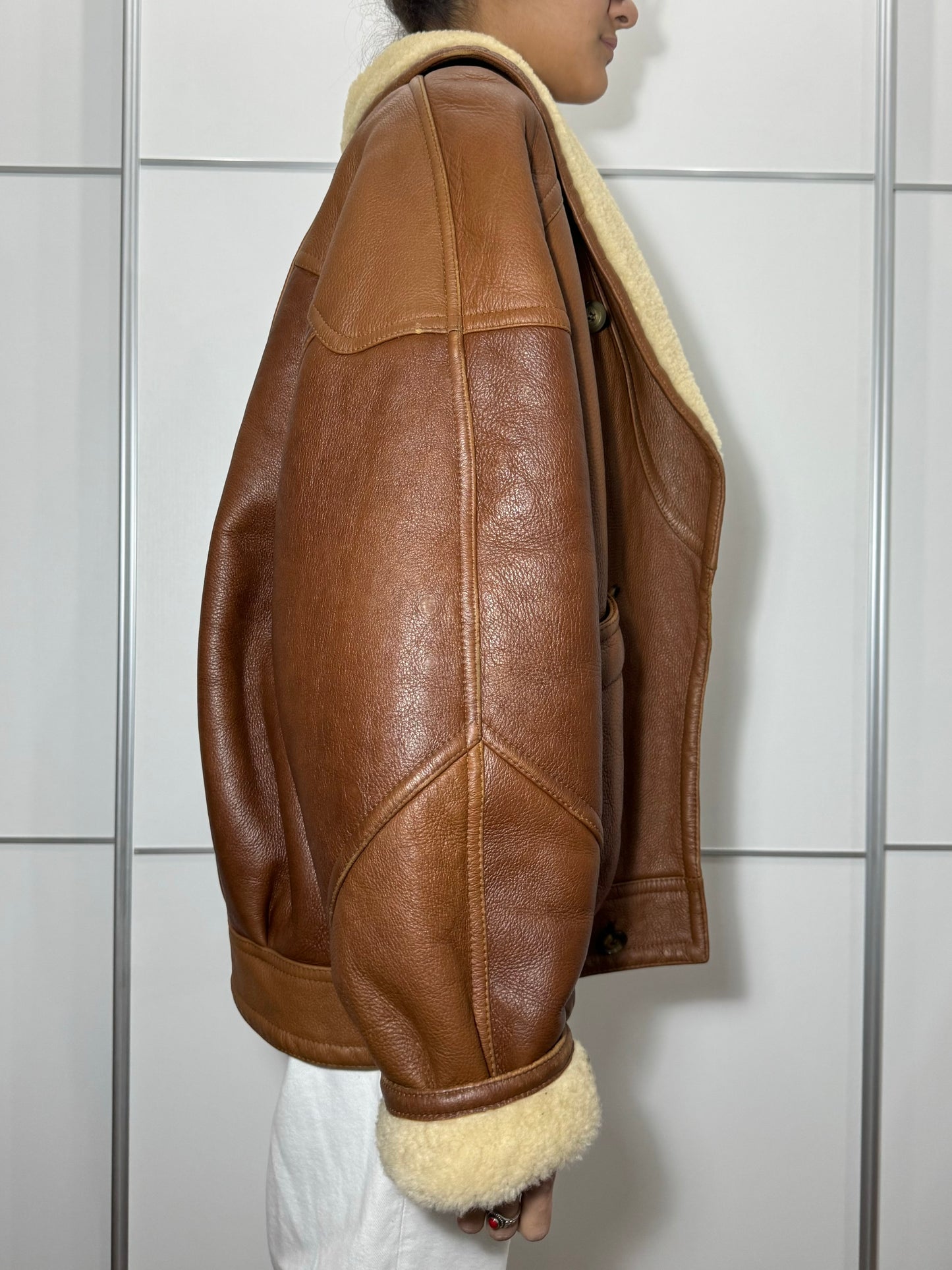 Montone Shearling originale esterno in pelle e interno a pelo raso burro, taglia 50it uomo