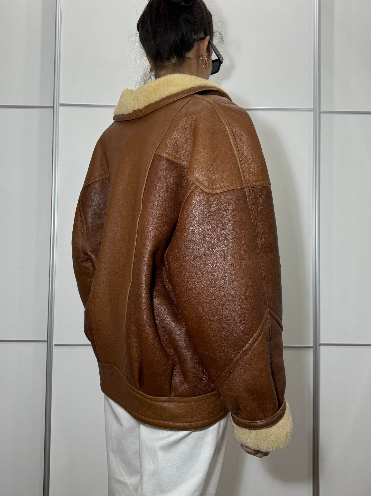 Montone Shearling originale esterno in pelle e interno a pelo raso burro, taglia 50it uomo