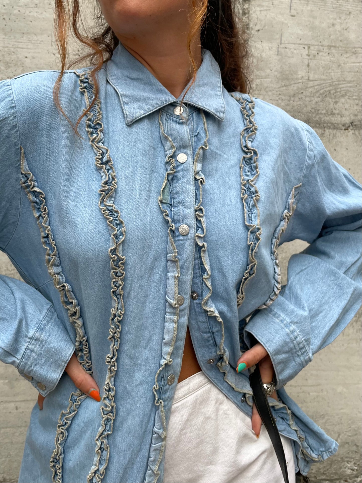 Camicia denim lavaggio chiaro, rouges frontali - taglia M