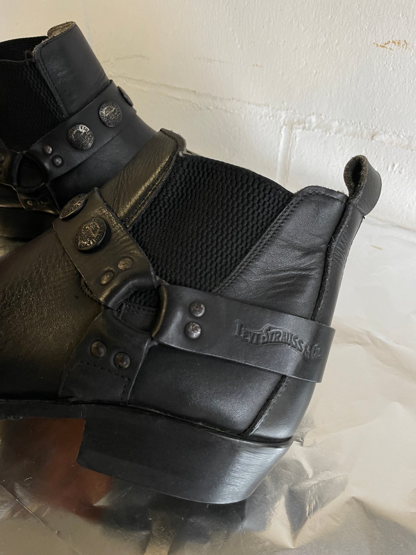 EU 38 - Kentucky boots bassi Levi's Strauss vera pelle neri