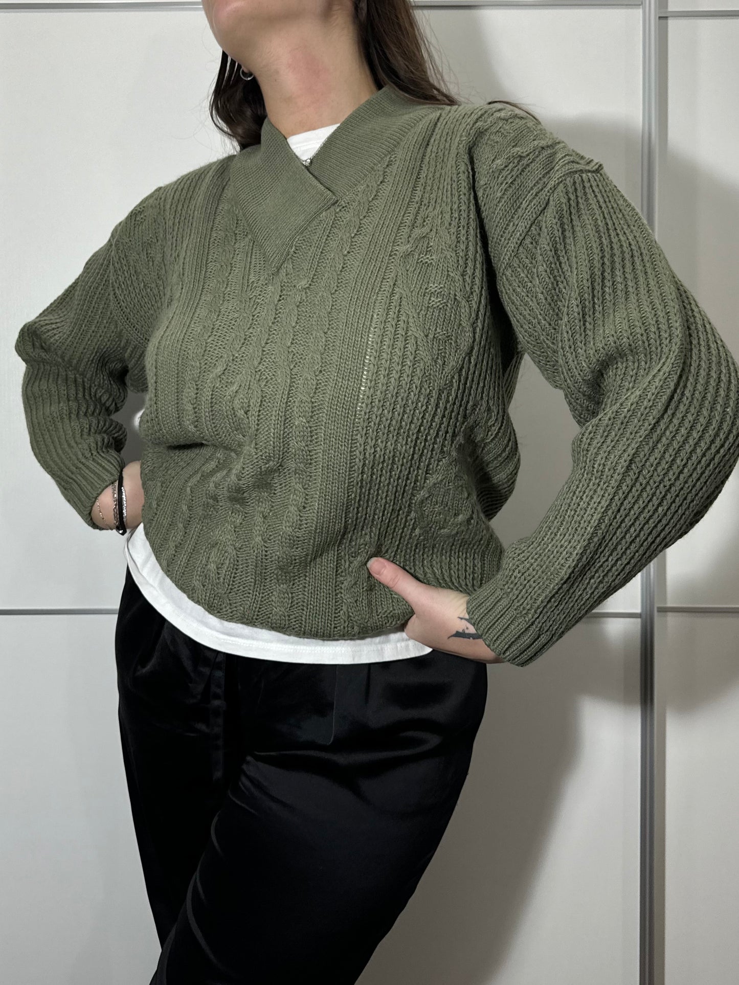 Pullover tricot in misto lana verde cachi