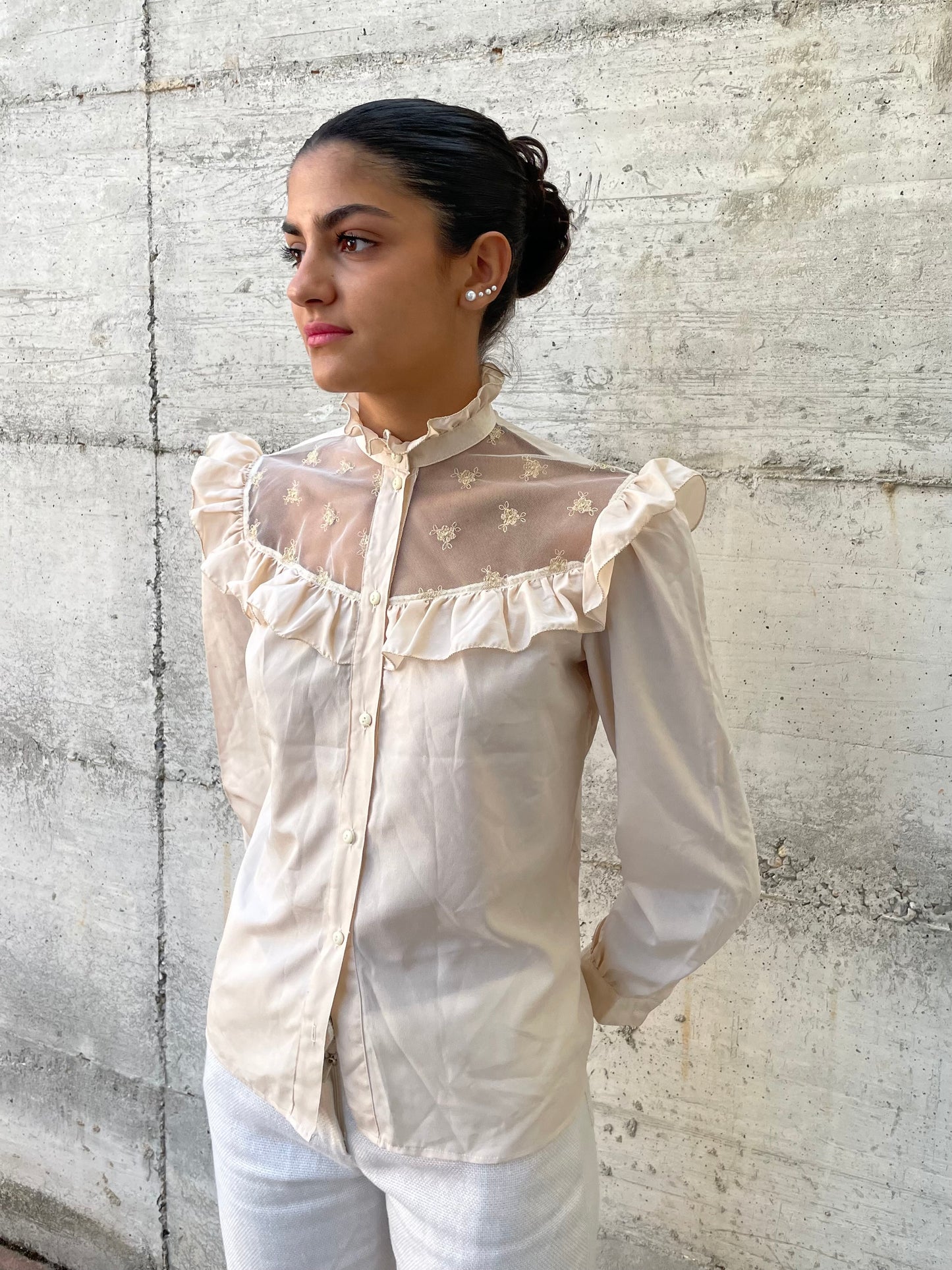 Camicetta nude con balze e dettaglio sheer - taglia S