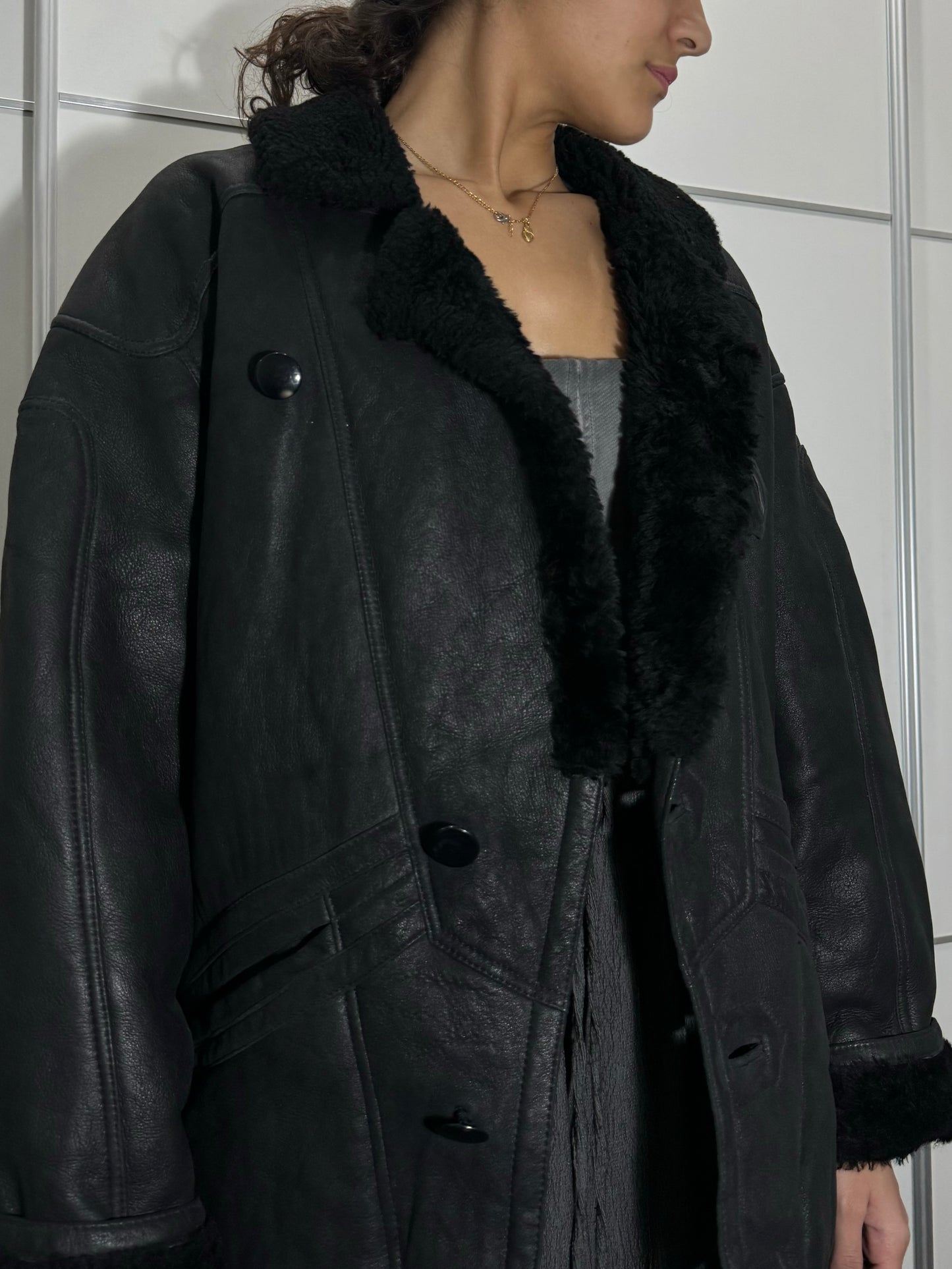 Montone Shearling in pelle nero, taglia 48it uomo