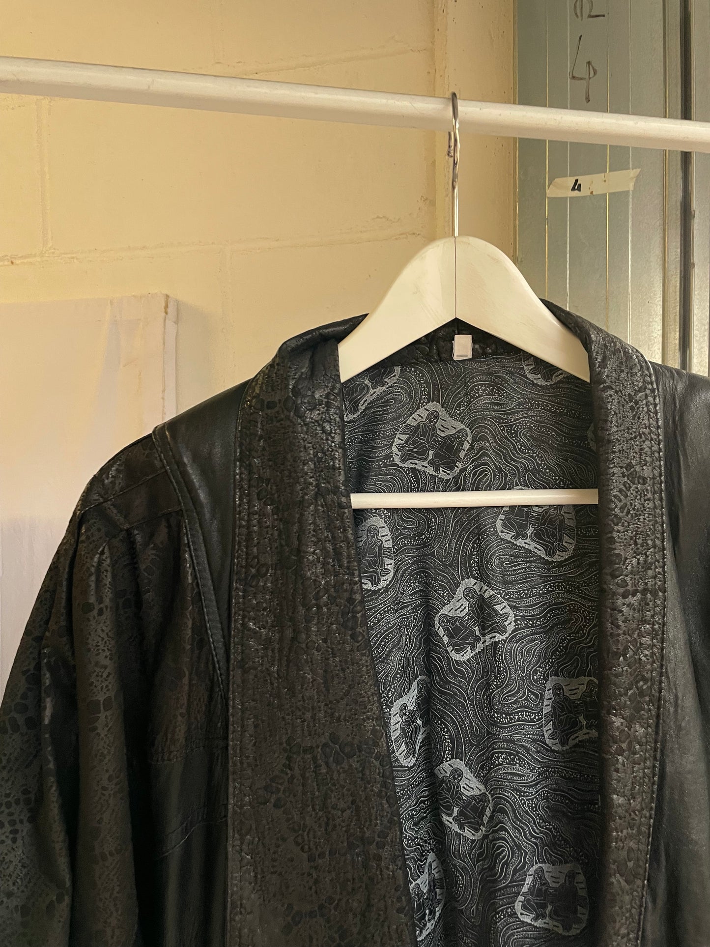 Giacca 80s lavorata in vera pelle nera - taglia M