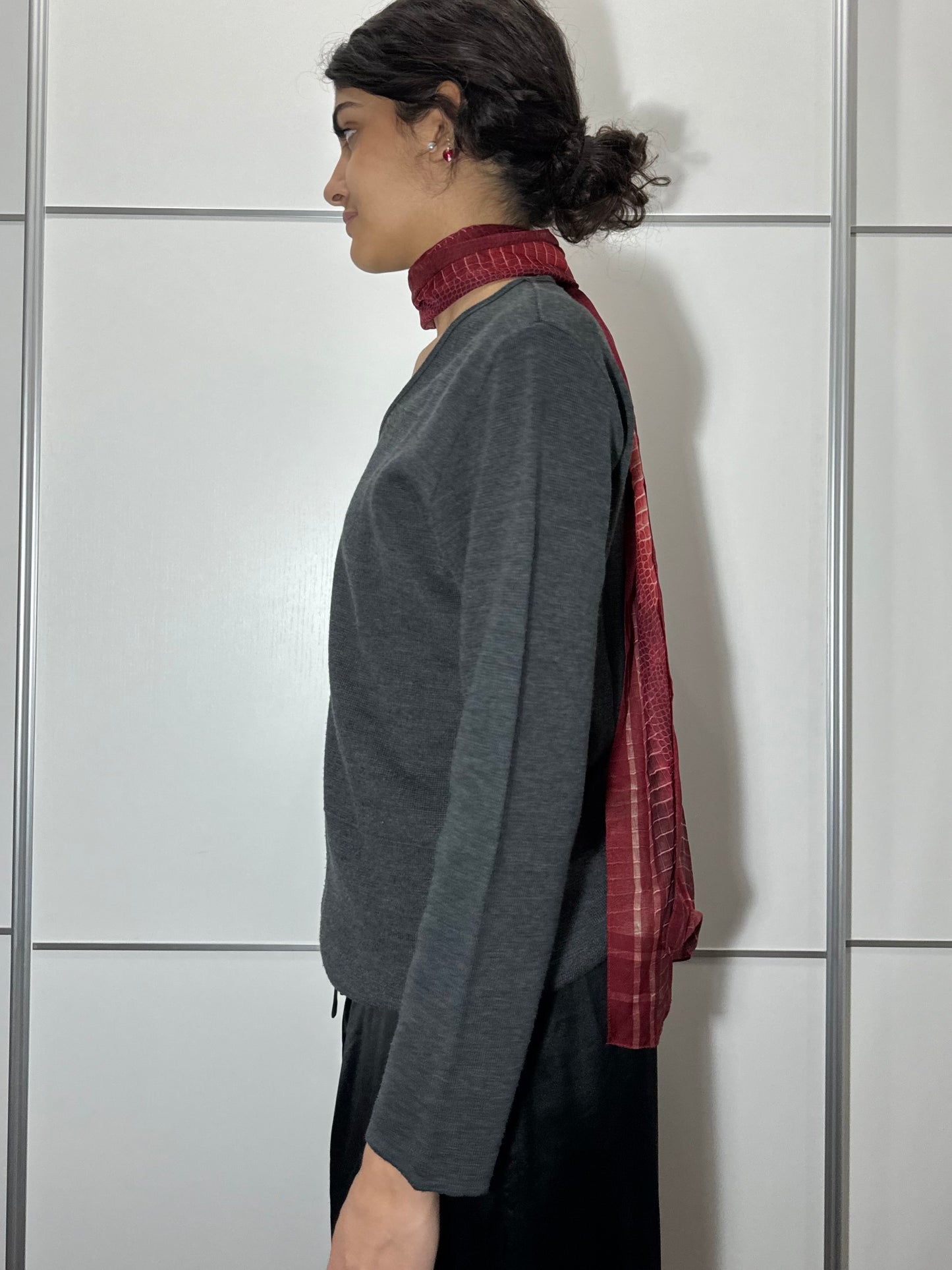 Maglioncino grigio fumo in misto lana merino