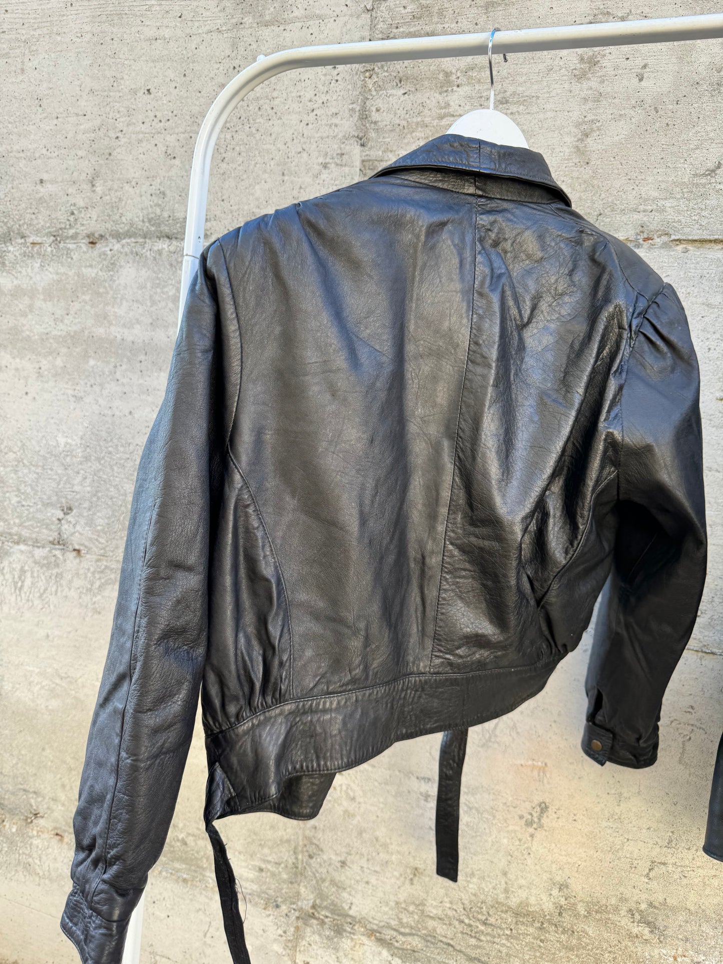 Bomber 80s crop in vera pelle nappata