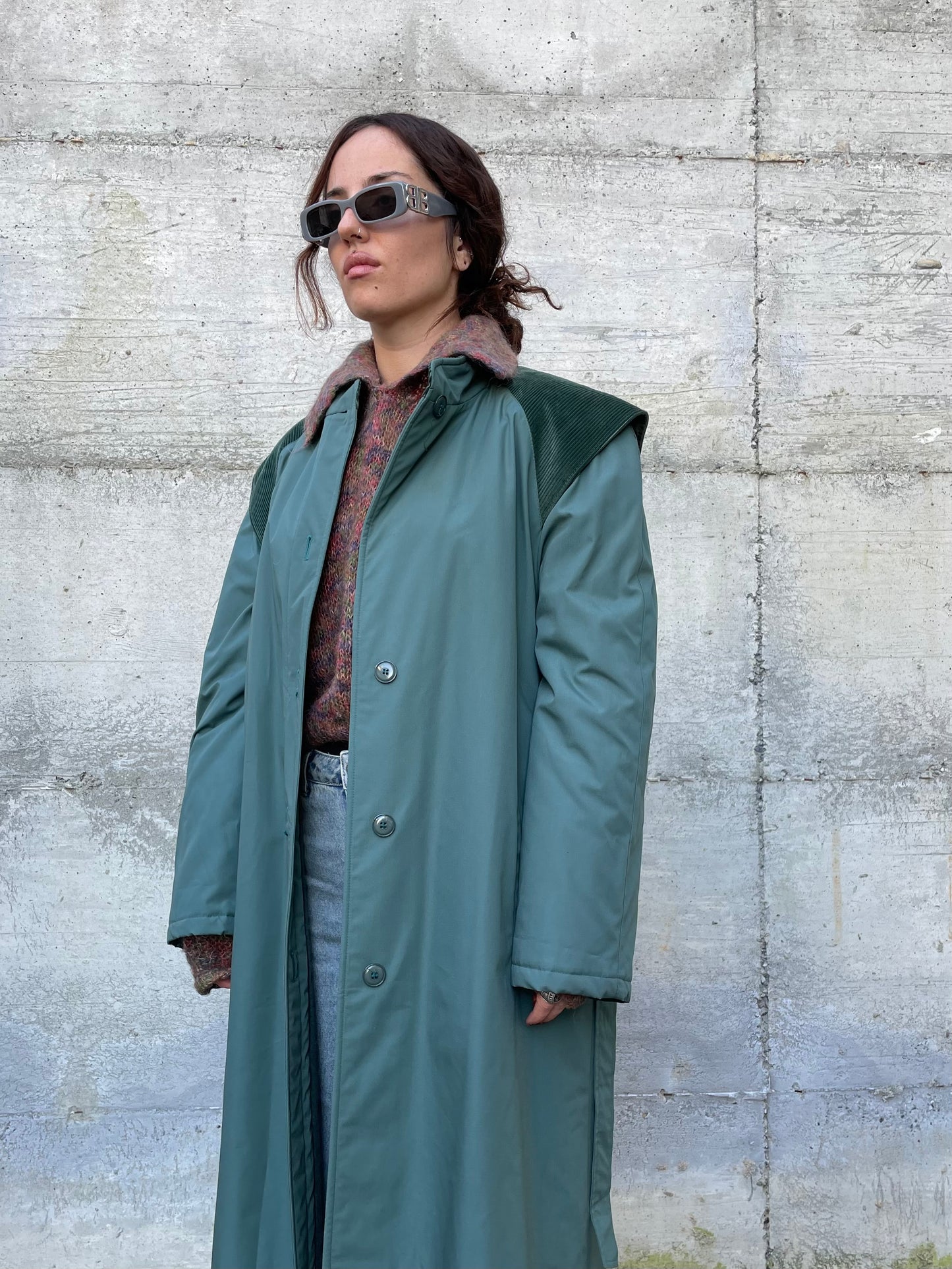 Trenchcoat invernale imbottito con cintura