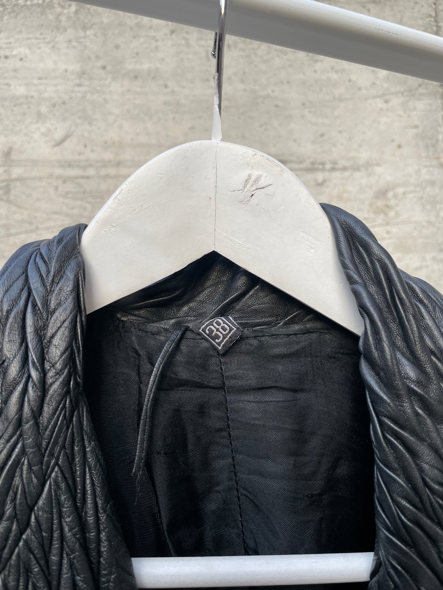 Giacca in nappa nera lavorata, vera pelle, taglia M donna