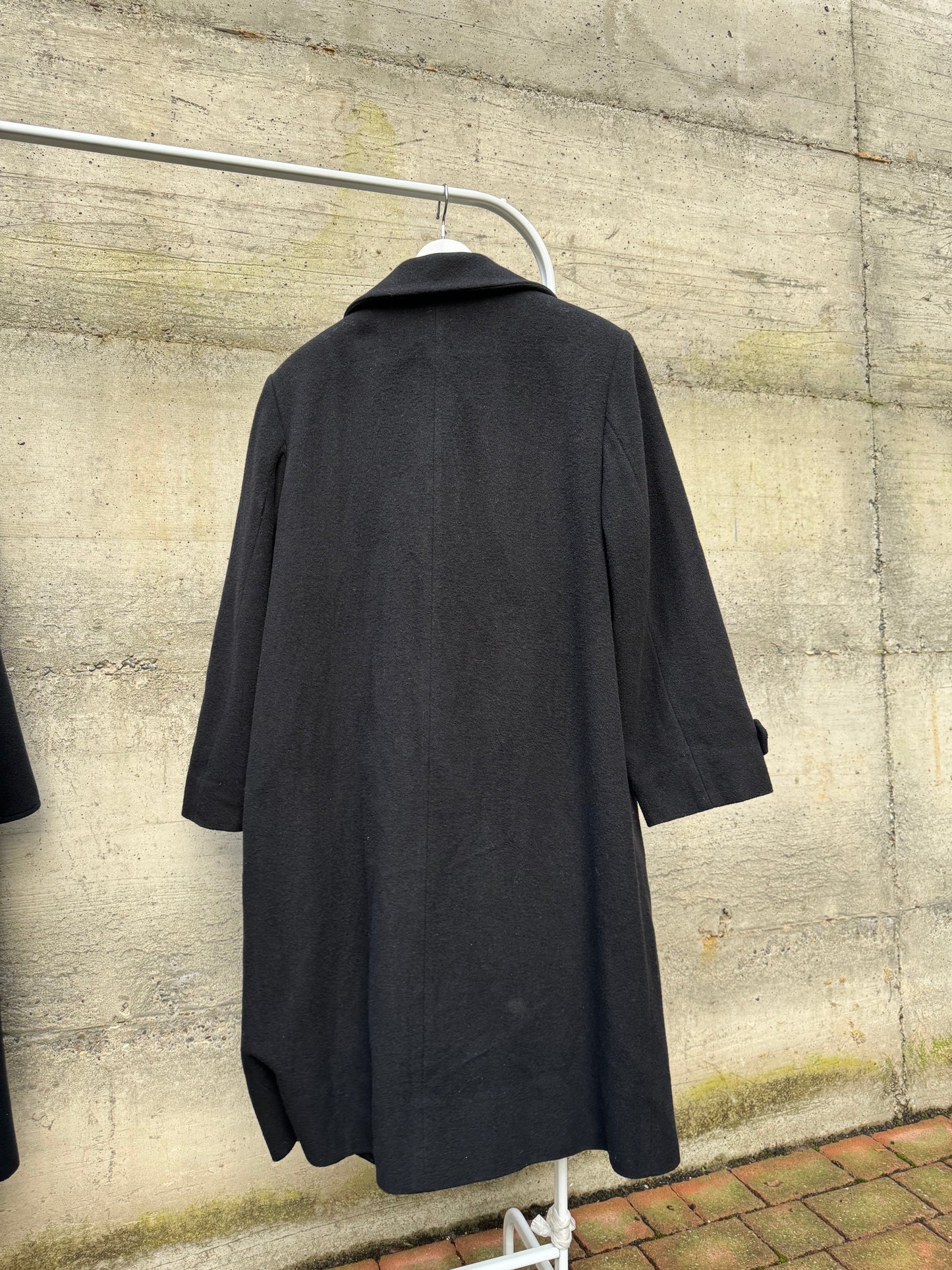 Cappotto sartoriale donna monopetto nero, in misto lana e cashmere