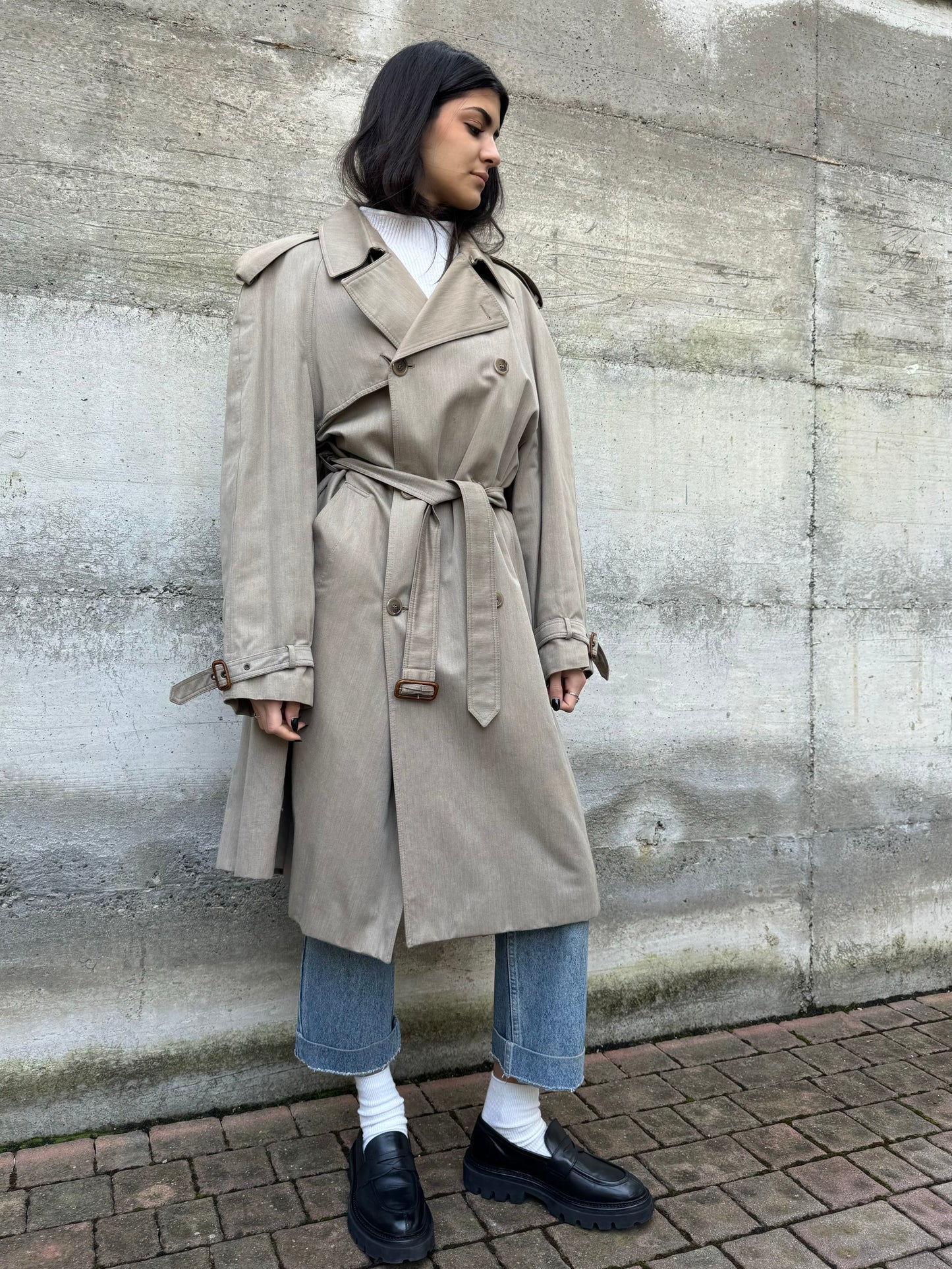 Trenchcoat sartoriale lungo doppiopetto color sabbia