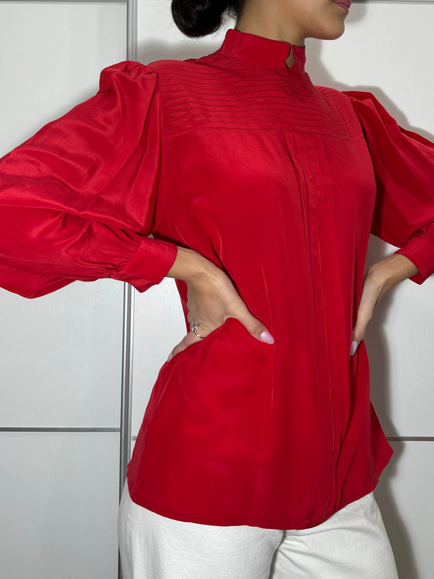 Blusa scivolata in pura seta cinese