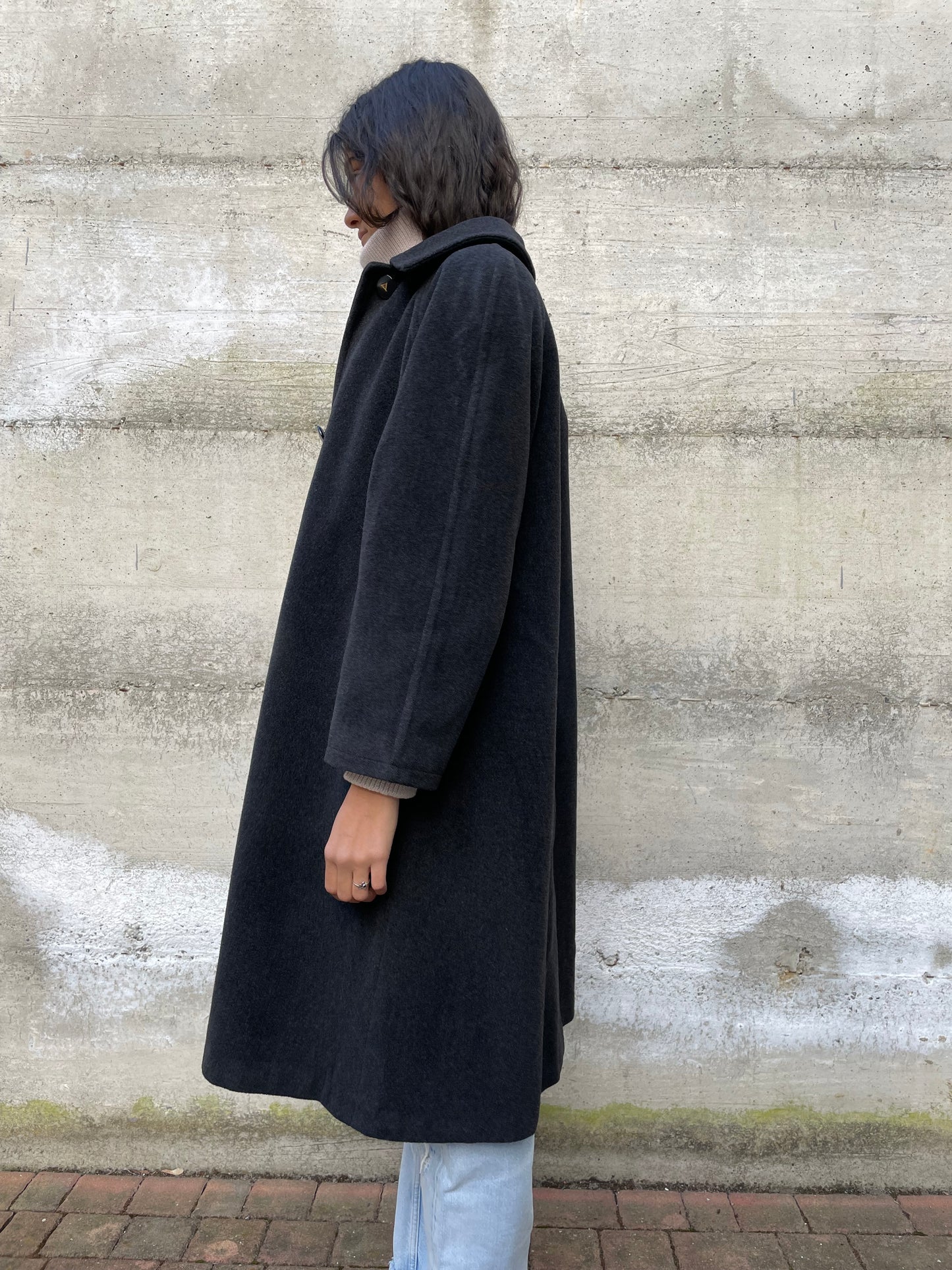 Cappotto sartoriale monopetto grigio scuro 100% lana vergine, in rara taglia 42it