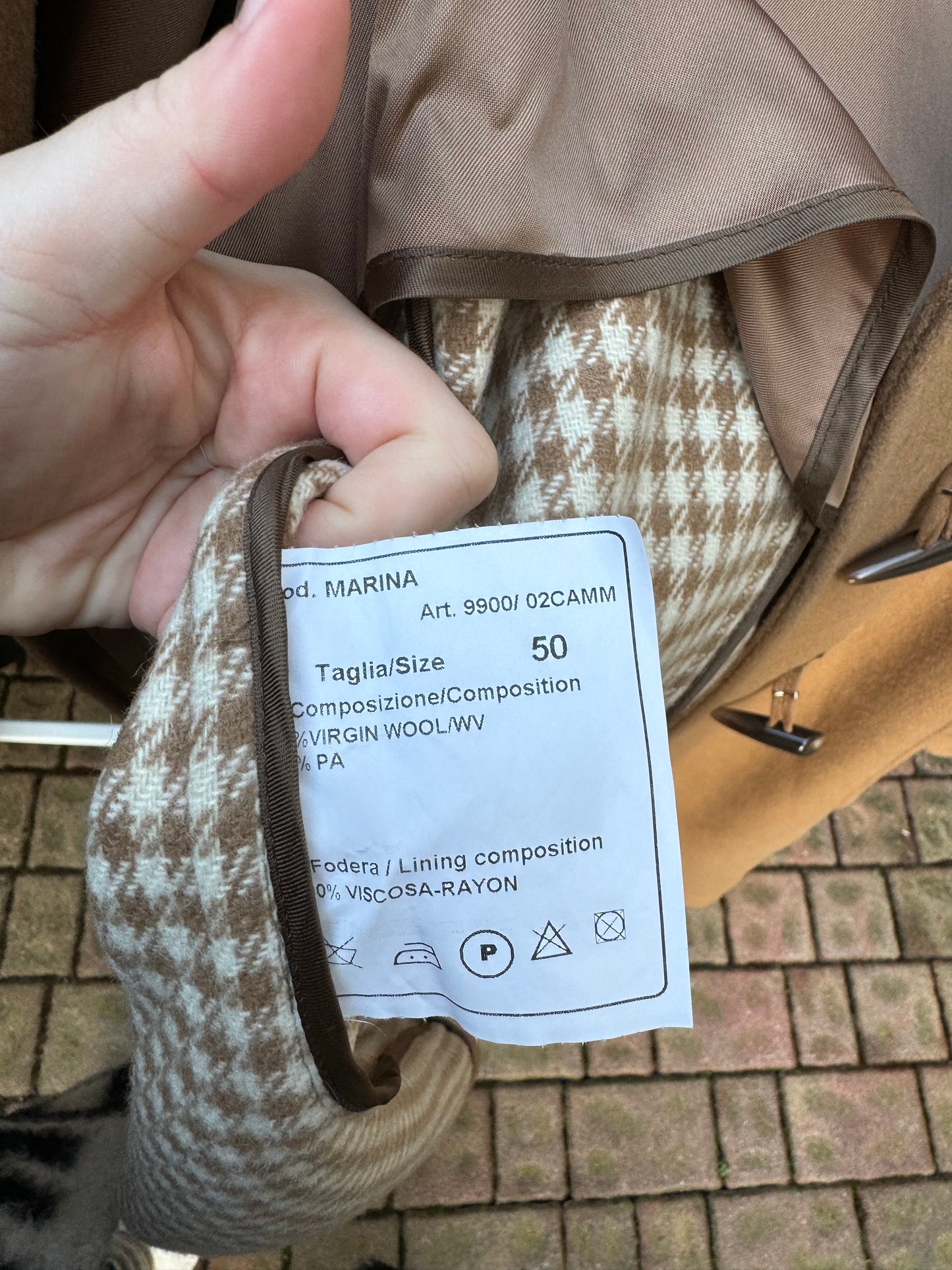 Cappotto donna cammello con alamari in lana vergine