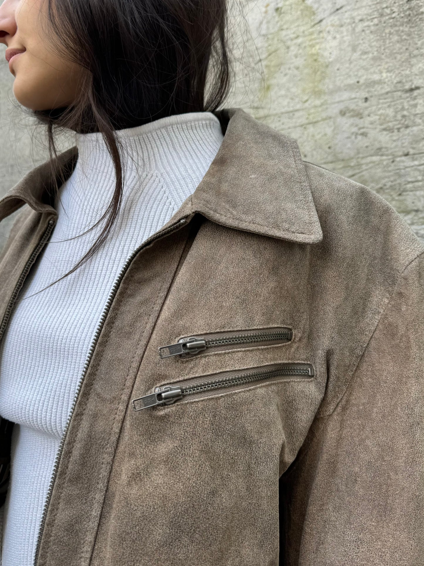 Biker in crosta di nappa beige effetto used