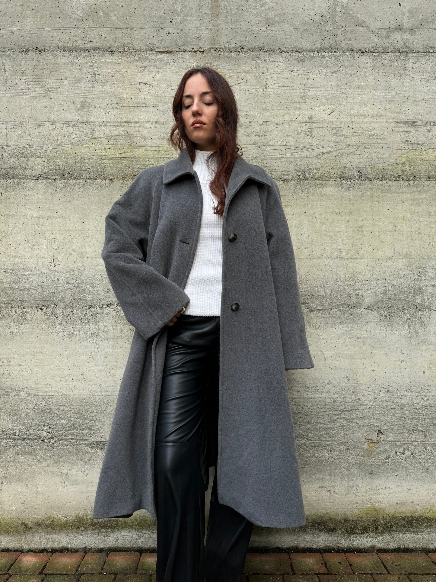 Cappotto sartoriale lungo monopetto grigio fumo, 100% lana