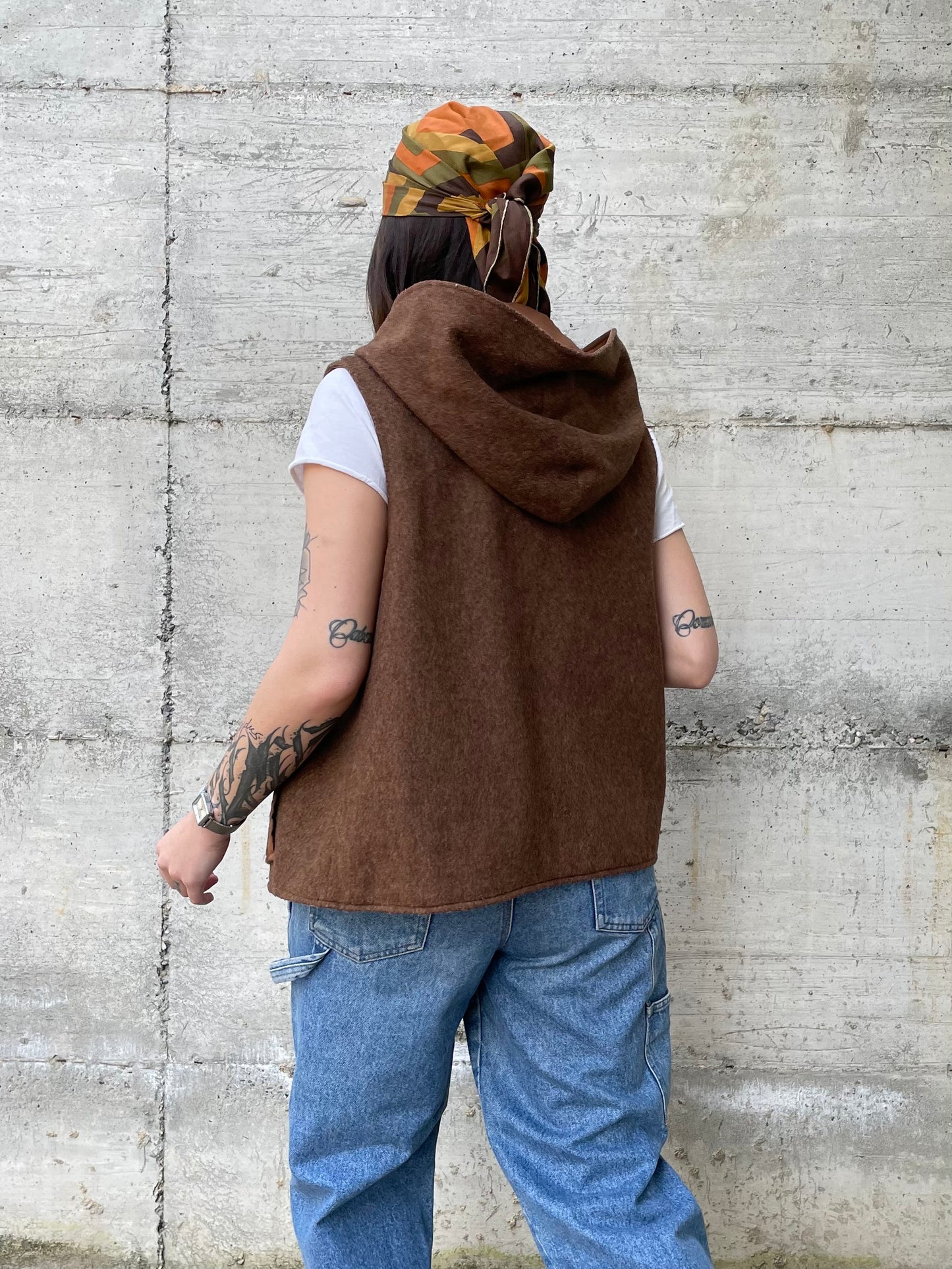 Gilet double face sartoriale con cappuccio