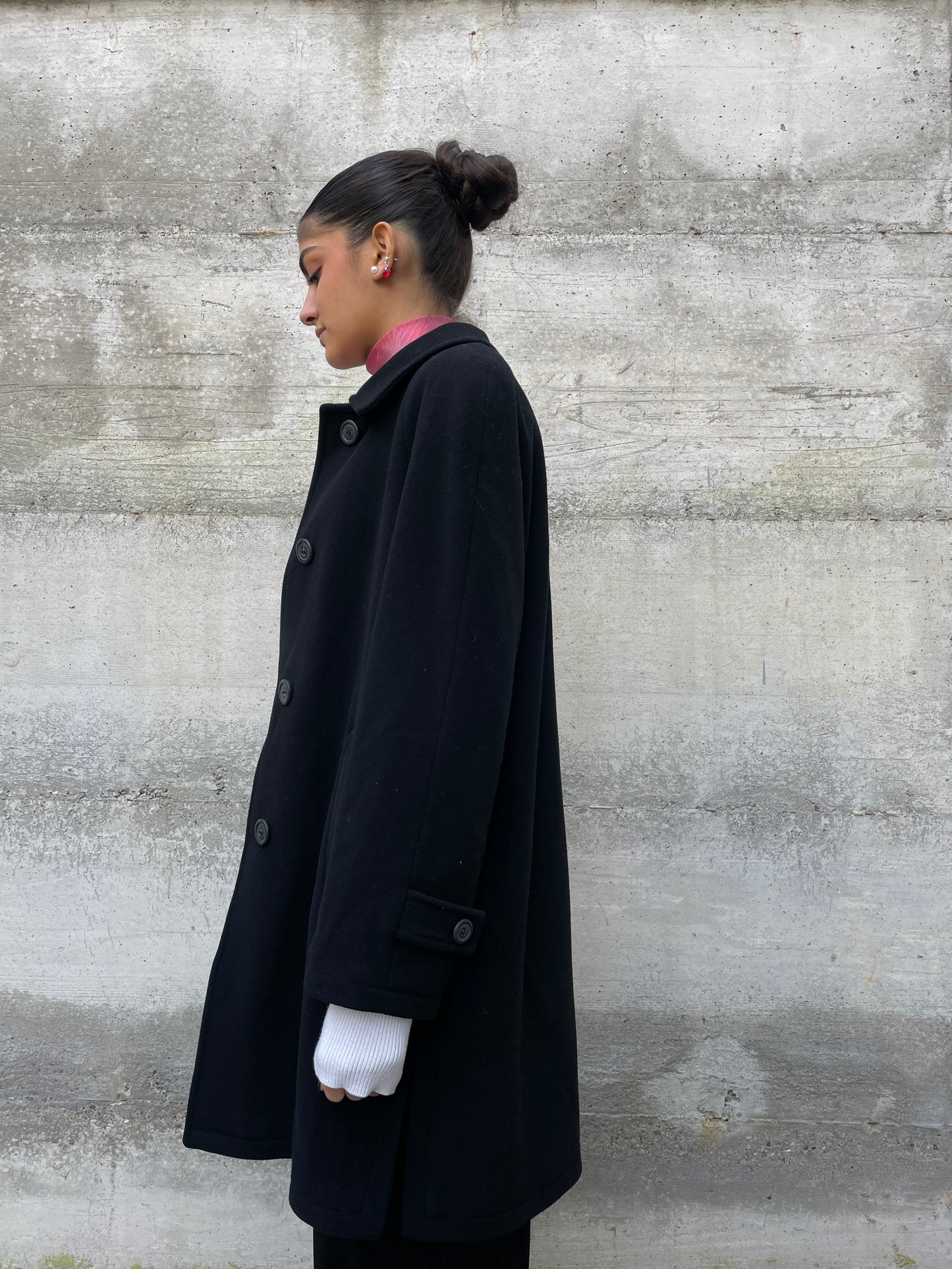 Cappotto nero sartoriale monopetto in pura lana