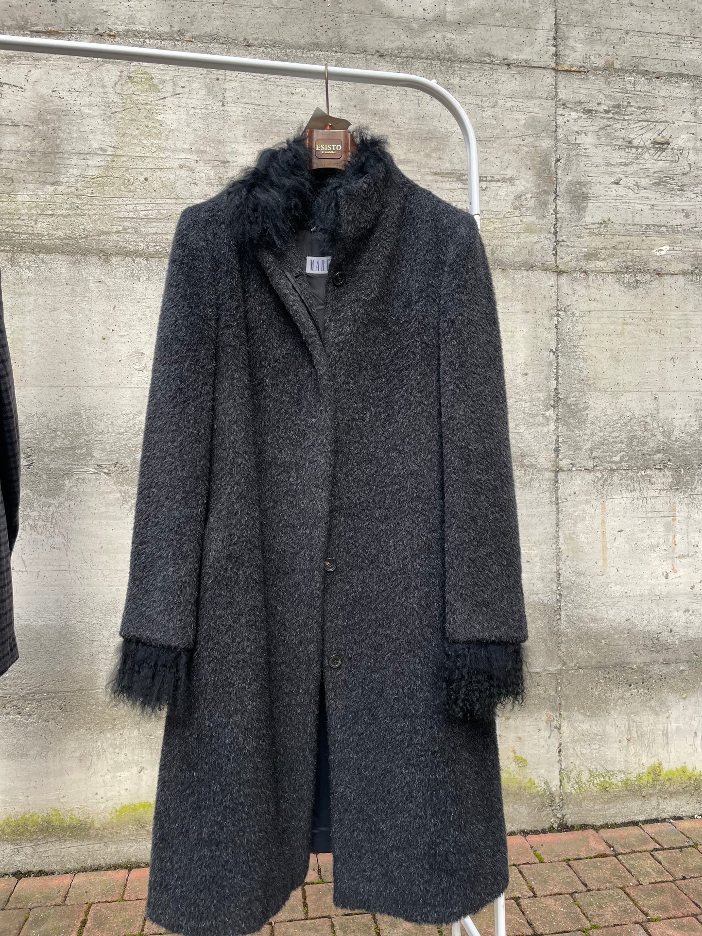 Cappotto Marella in misto alpaca e lana vergine, colletto e polsini in pelo di capra