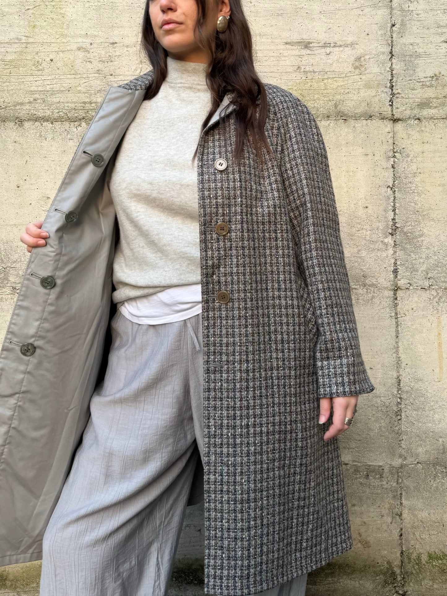 Trenchcoat reversibile monopetto con cintura, lato esterno in lana, lato interno misto cotone