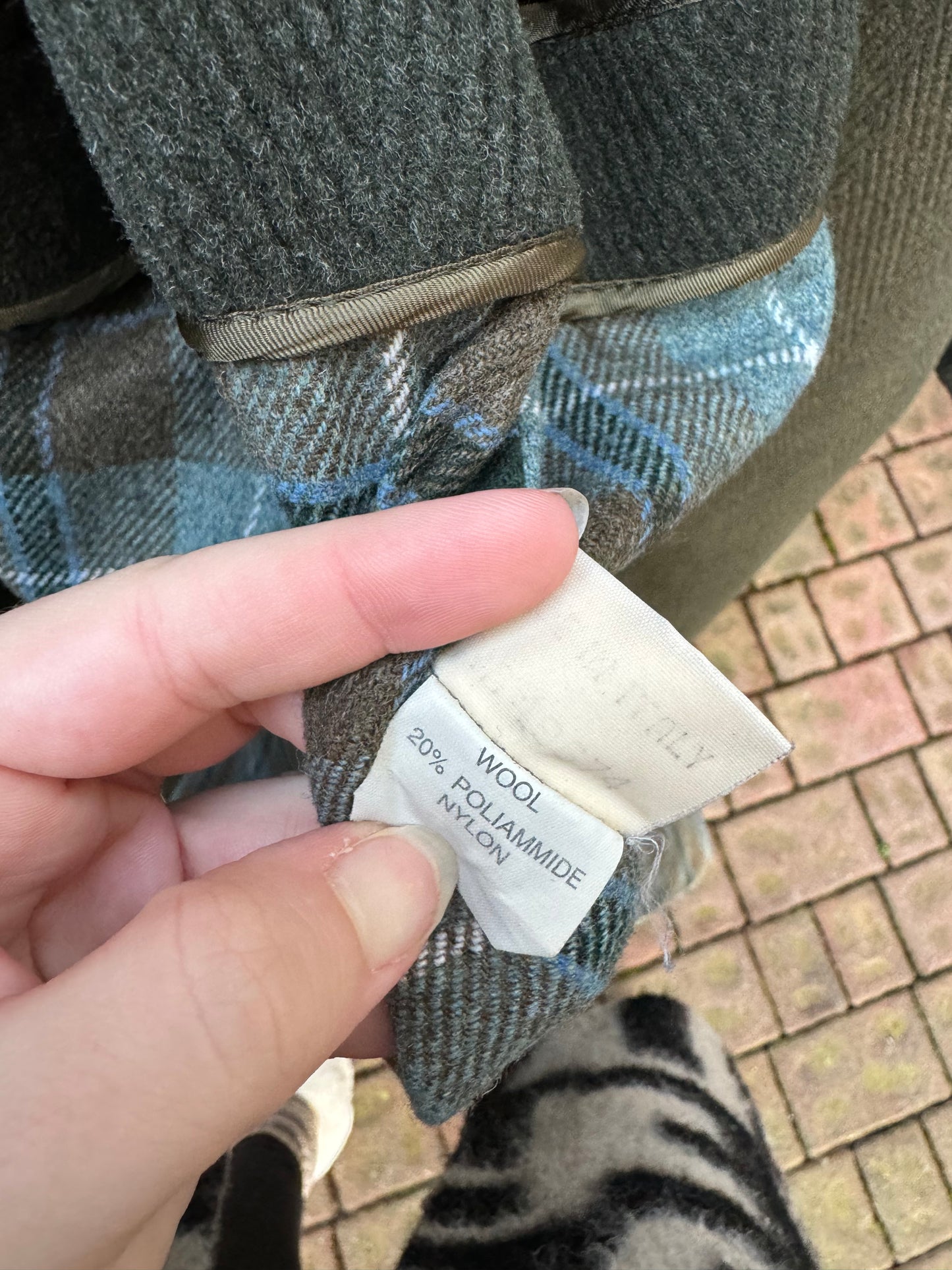 Cappotto donna sartoria Valstar verde scuro spigato, con cintura