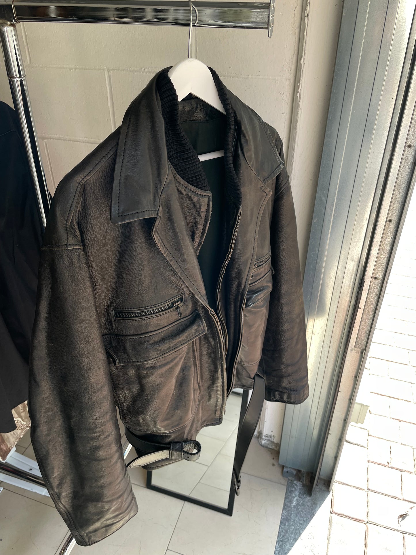 Chiodo vintage distressed in vera pelle - L uomo