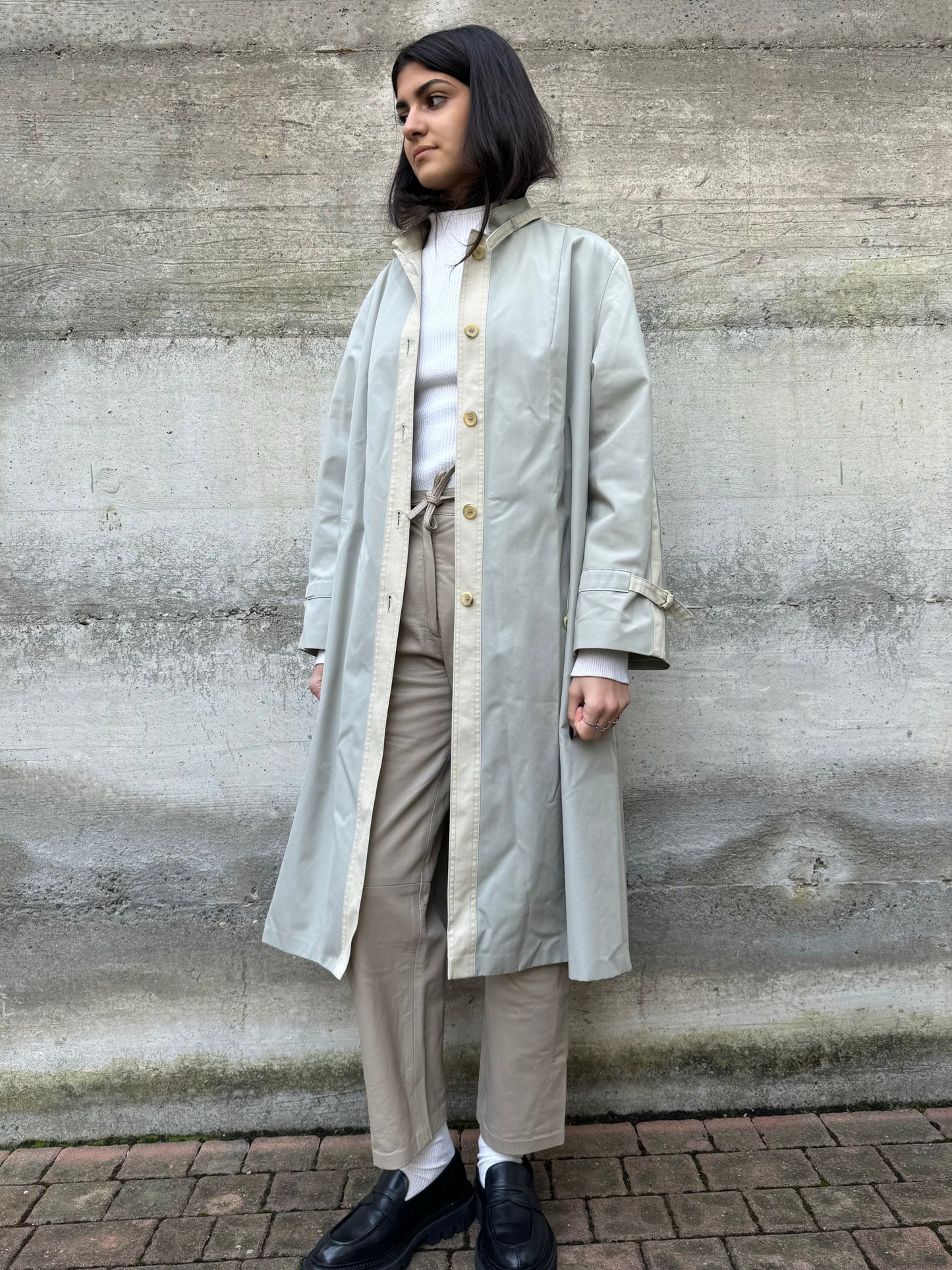 Trenchcoat monopetto sartoriale ghiaccio con collo alla coreana, in misto cotone, tessuti NINO