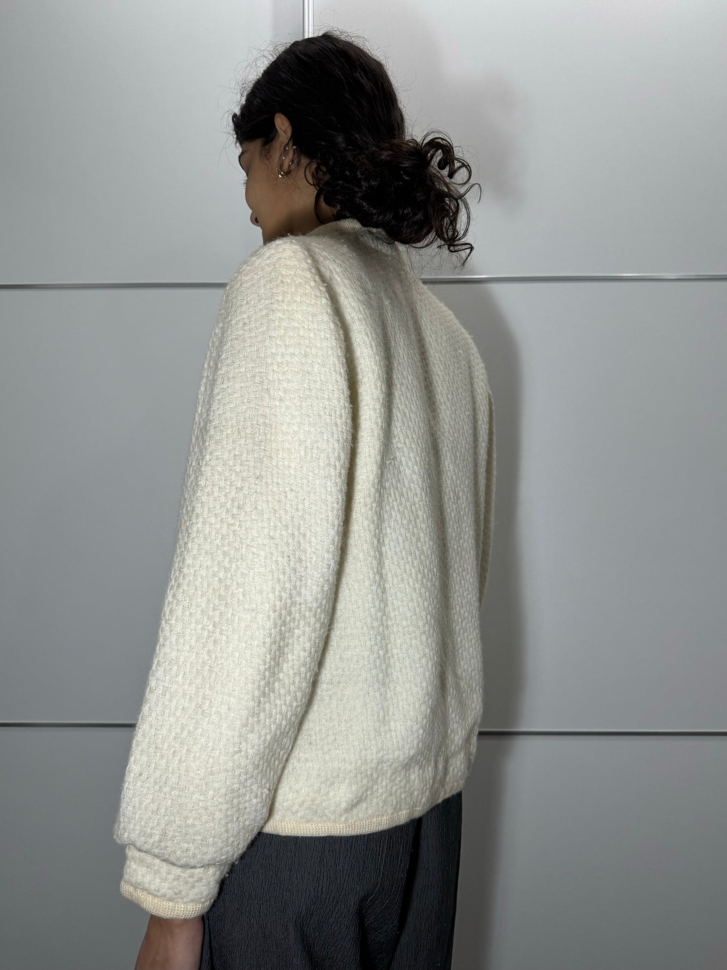 Giacca bolero lavorata color burro in misto lana