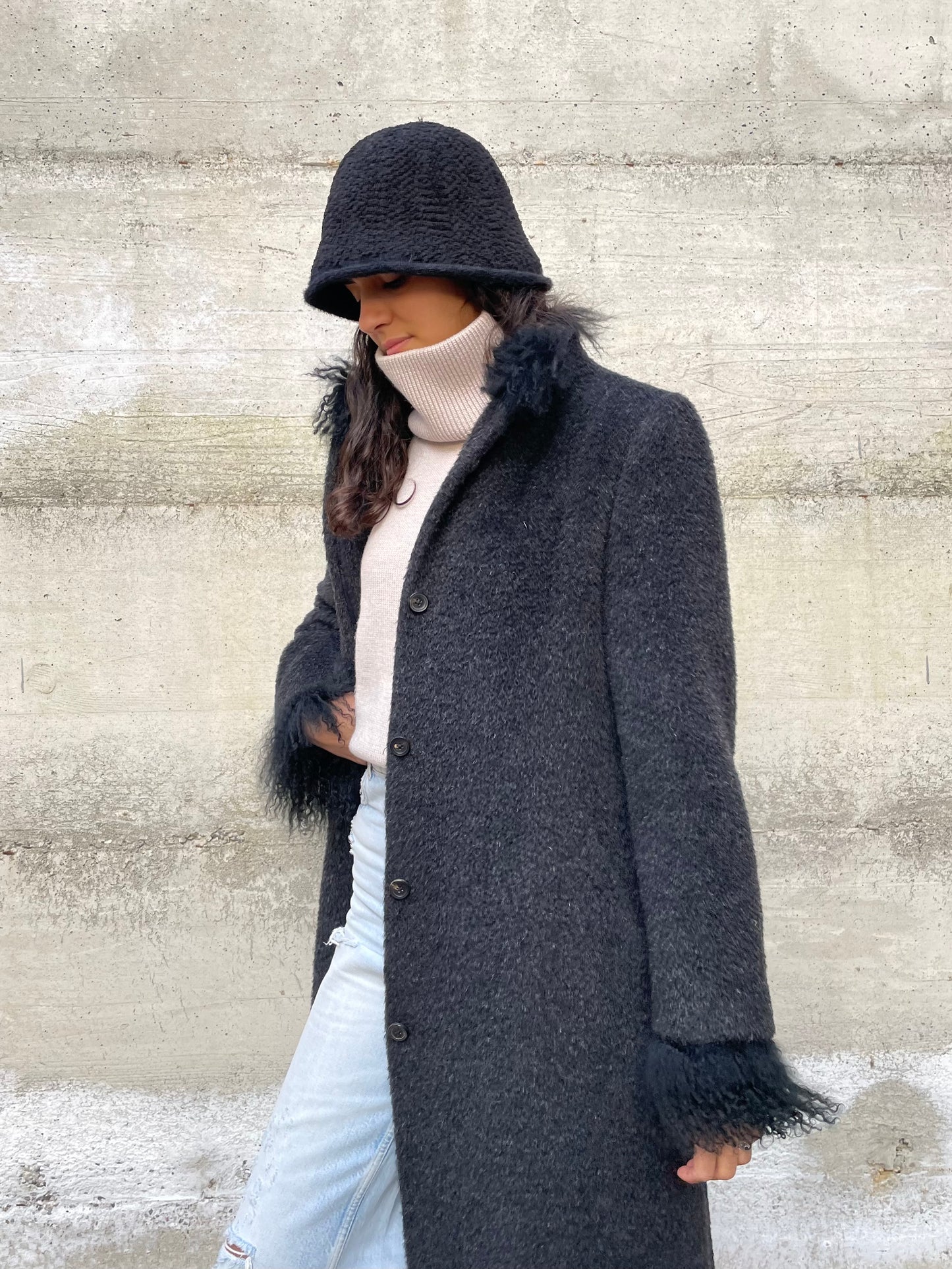 Cappotto Marella in misto alpaca e lana vergine, colletto e polsini in pelo di capra