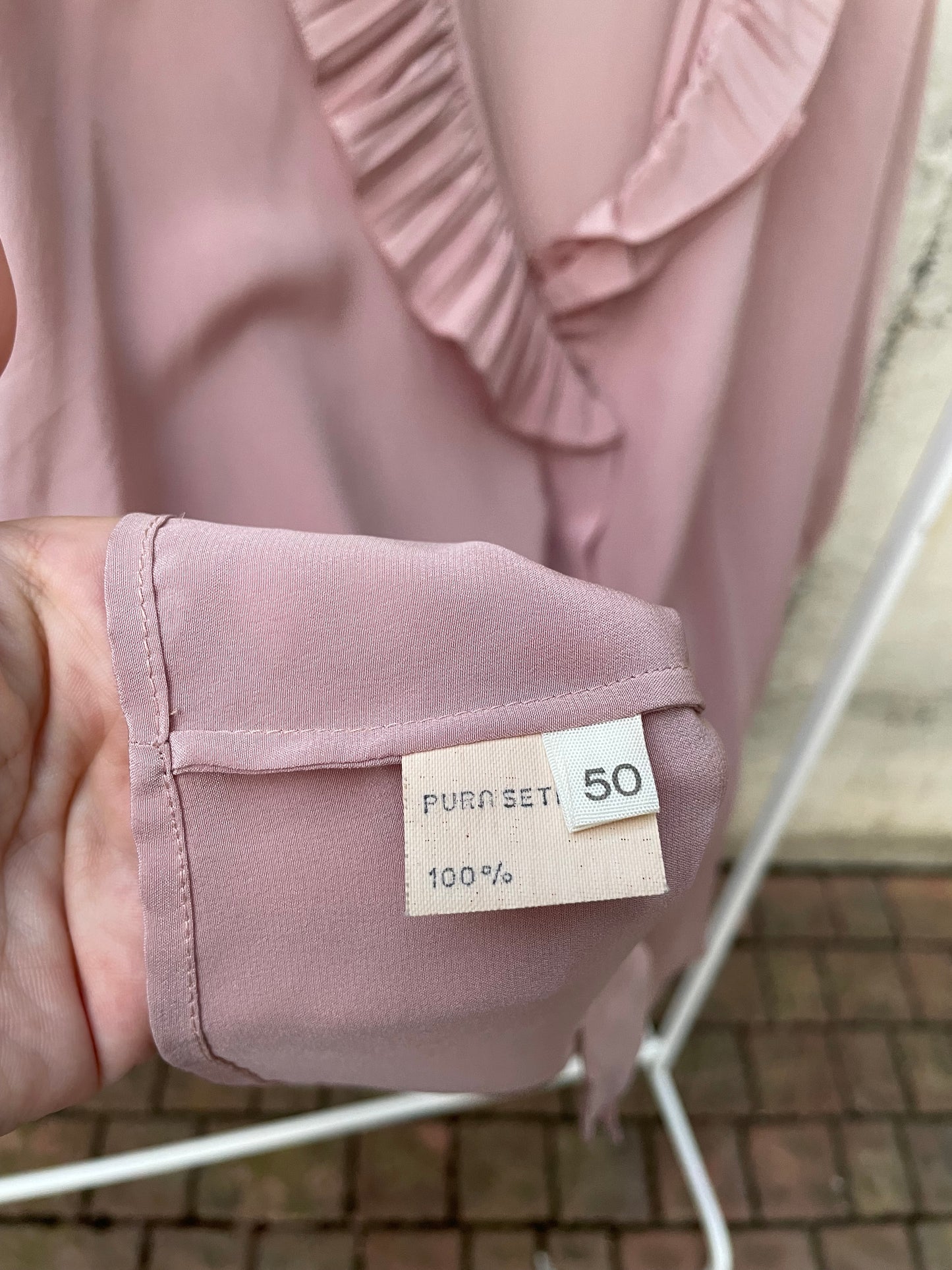 Blusa 100% seta scollo a V e balze, rosa antico, taglia L