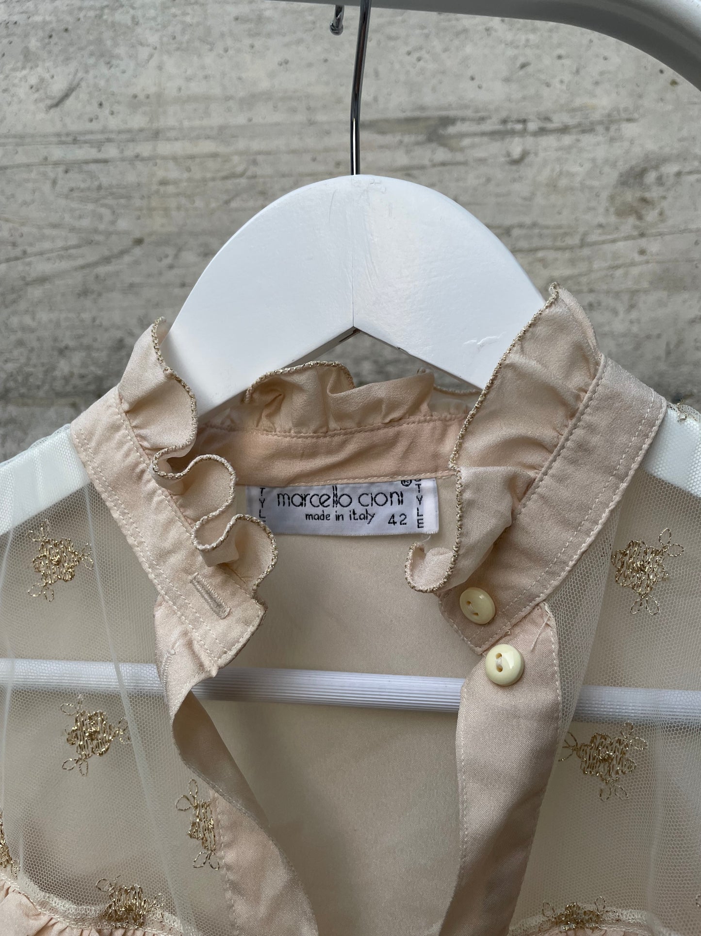 Camicetta nude con balze e dettaglio sheer - taglia S